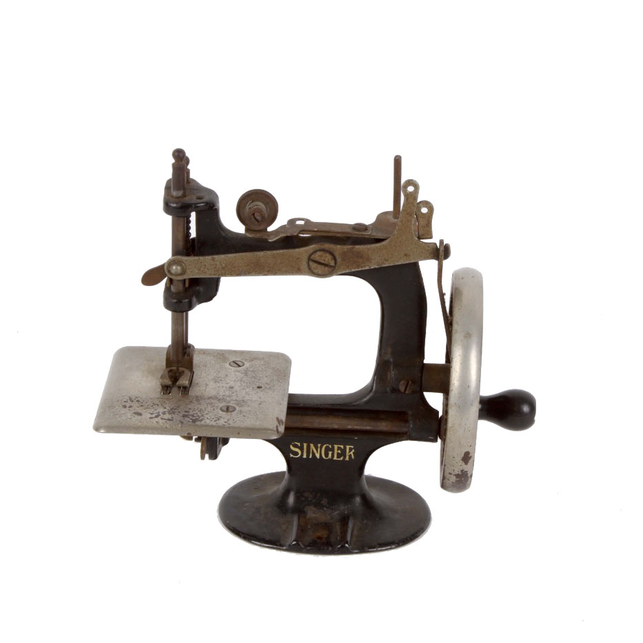 1920s Singer Child's Sewing Machine