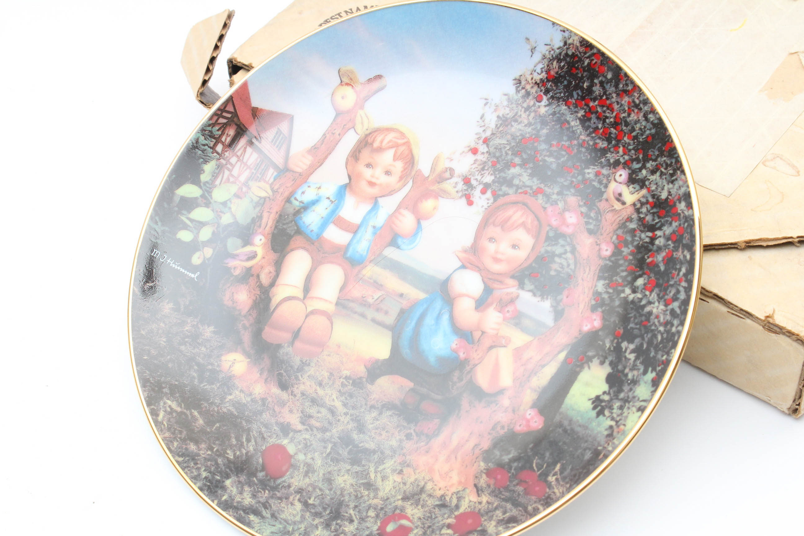 Vintage Porcelain Collectibles