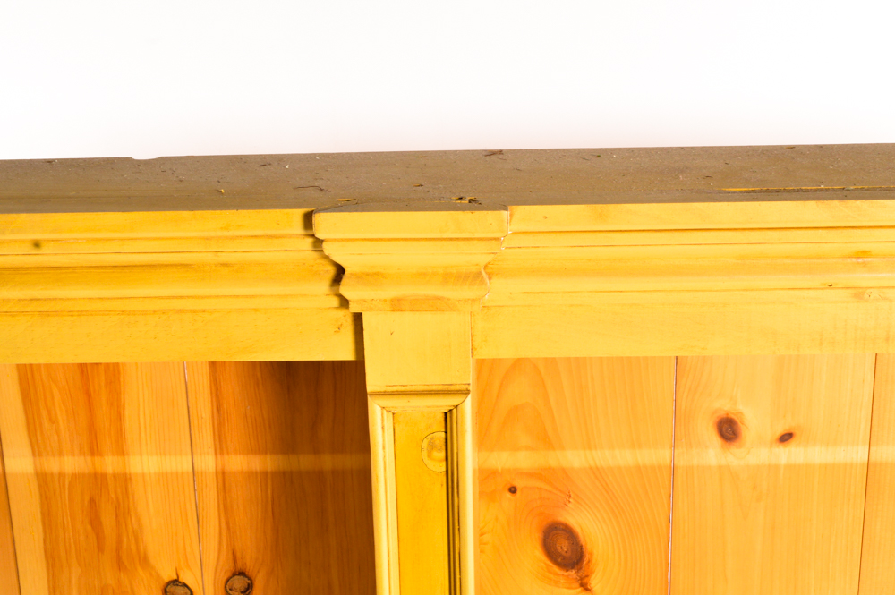 British Traditions Hutch