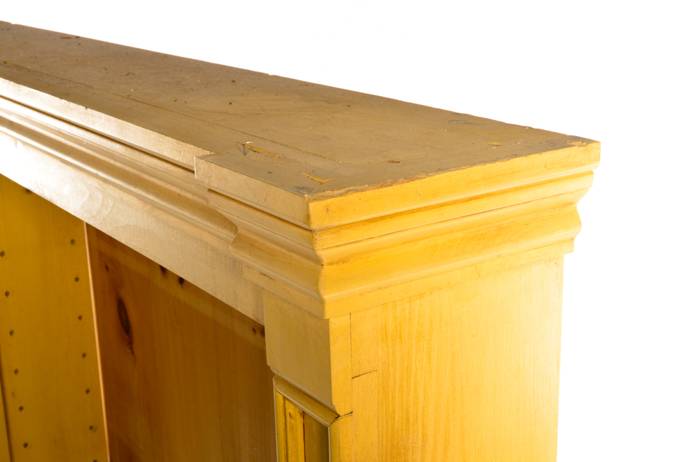 British Traditions Hutch