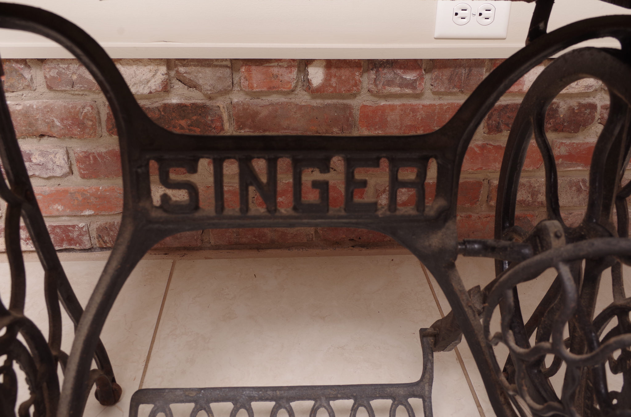 Singer Sewing Machine Table in Cast Iron Base