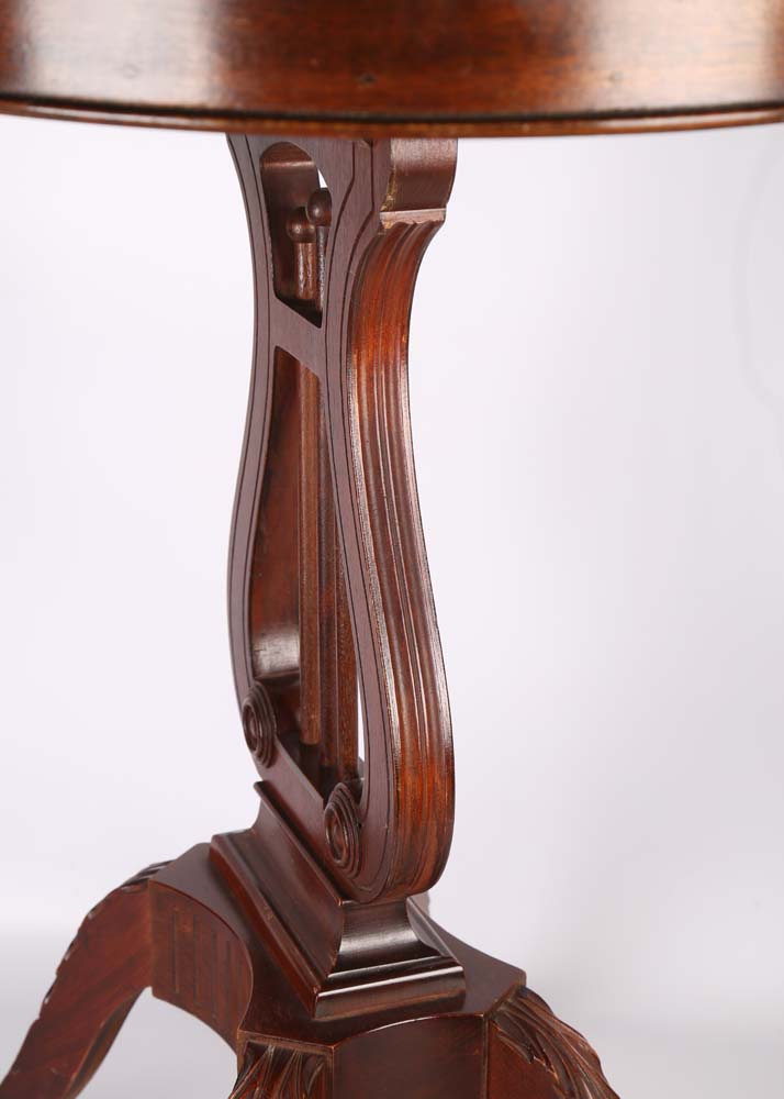 Oval Duncan Phyfe Lyre Accent Table