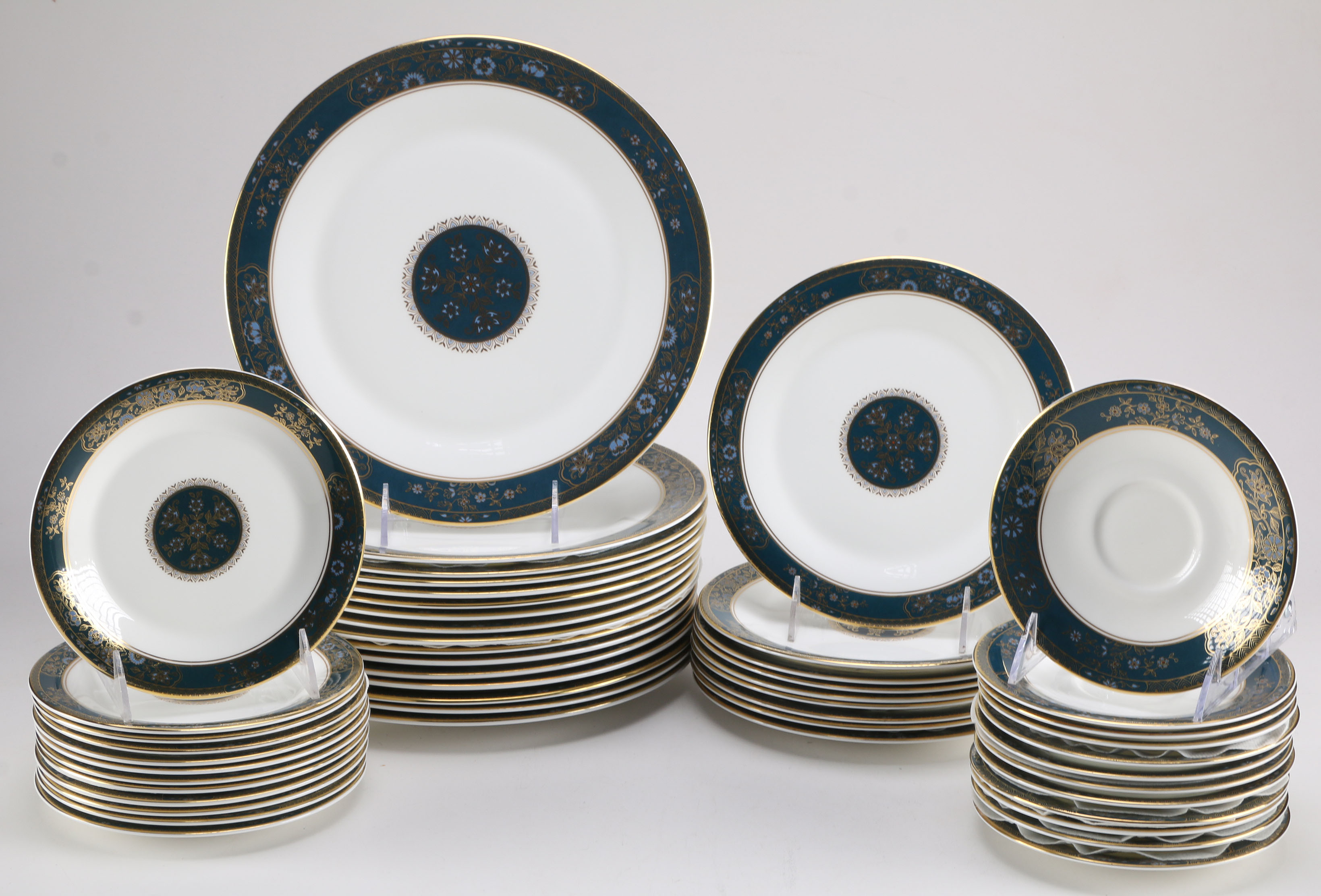 Royal Doulton "Carlyle" China Set