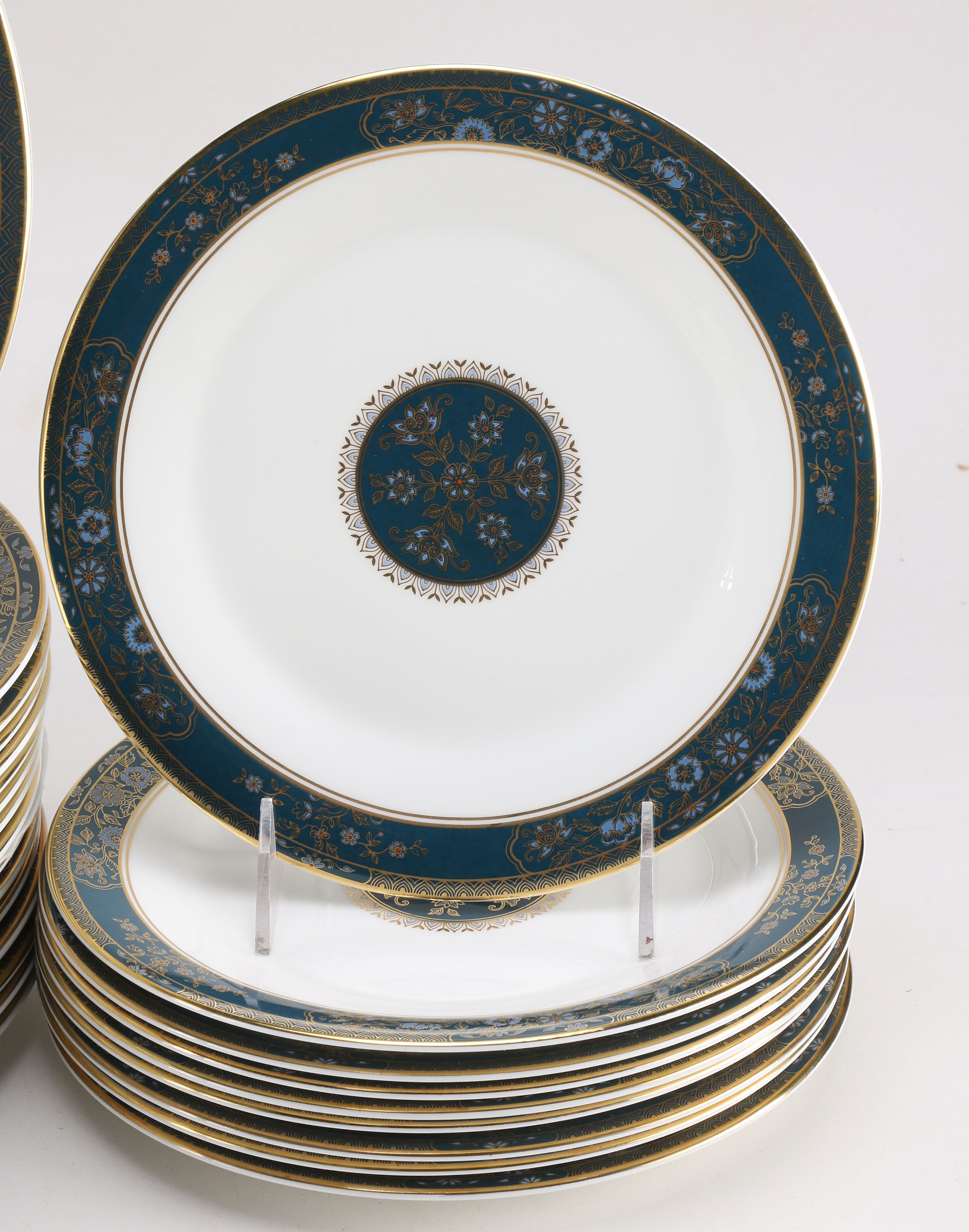 Royal Doulton "Carlyle" China Set