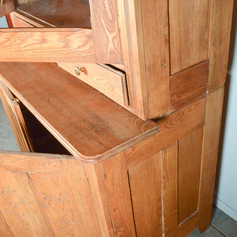 Antique Oak Eastlake Style Stepback Cupboard