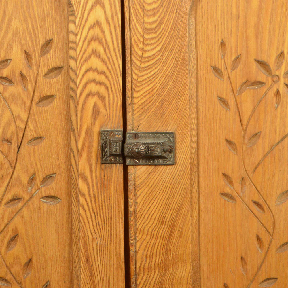 Antique Oak Eastlake Style Stepback Cupboard