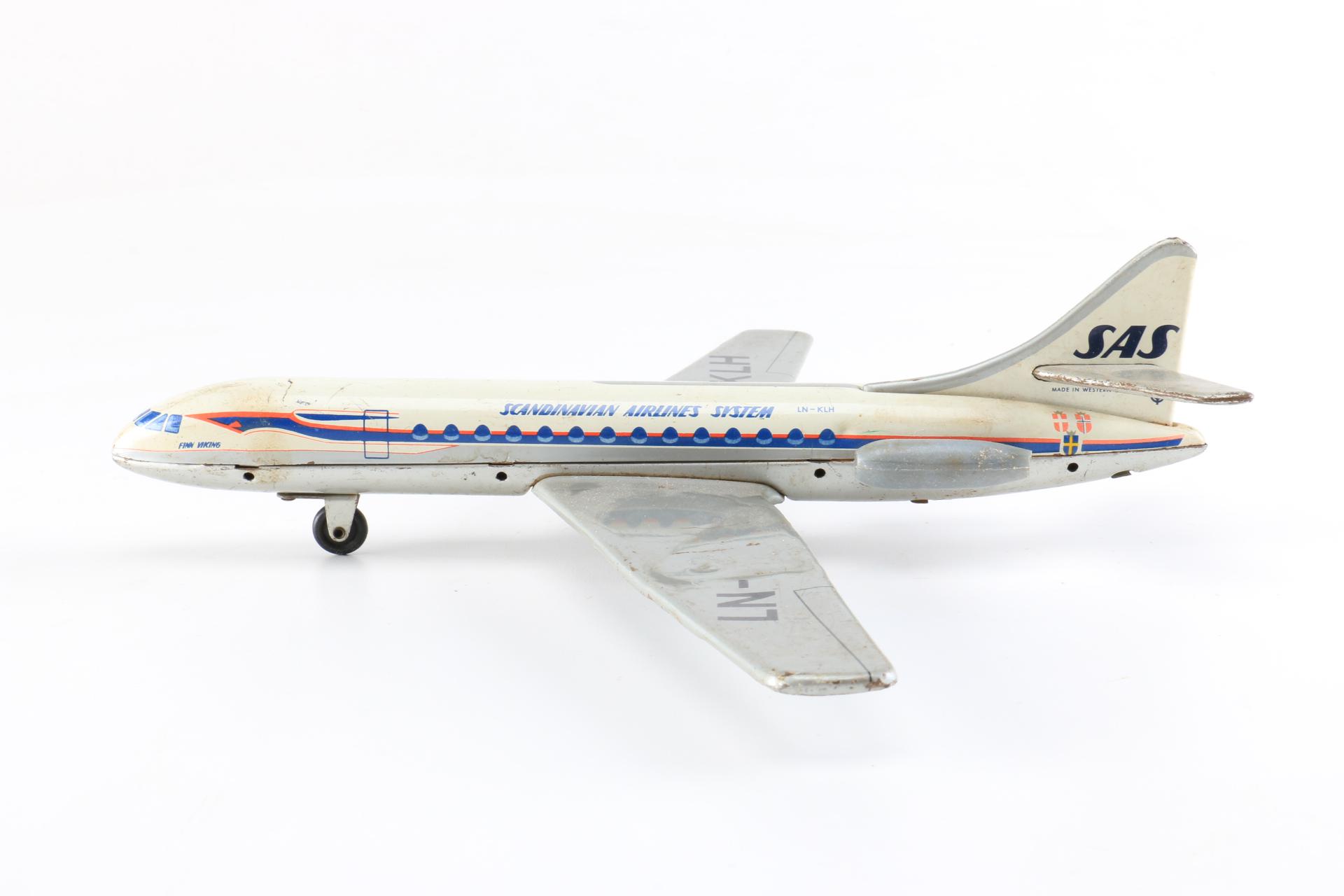 Collection of Replica Commercial Jets