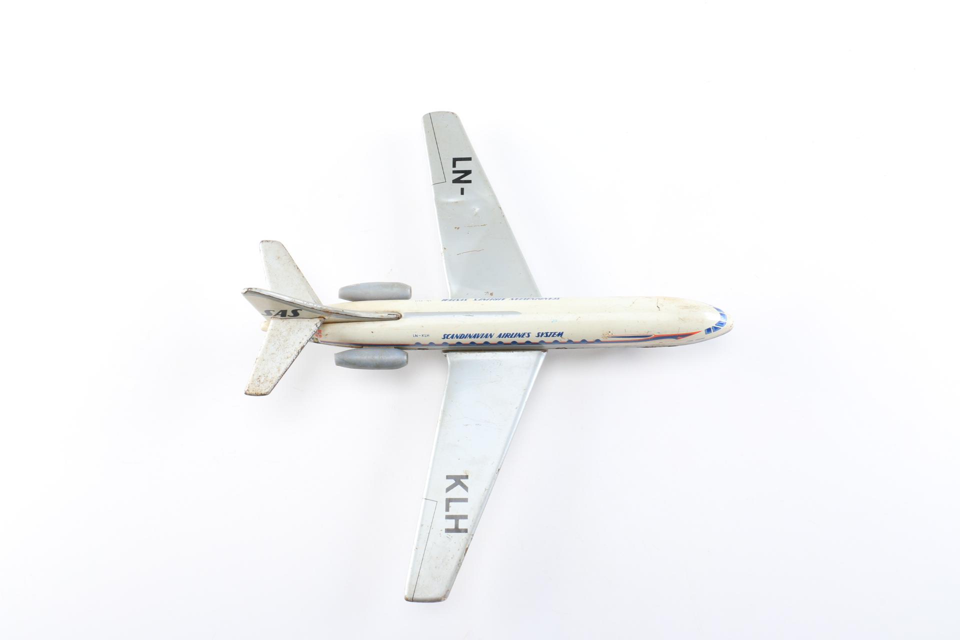Collection of Replica Commercial Jets