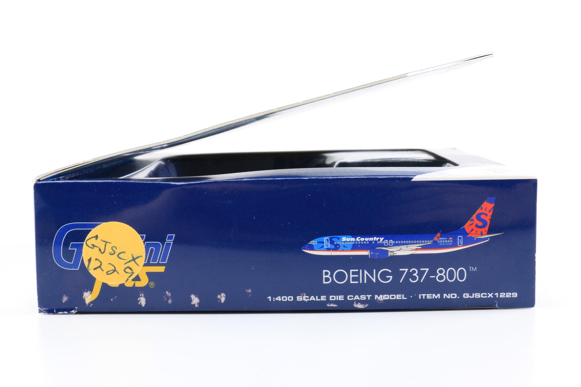 Collection of Replica Commercial Jets