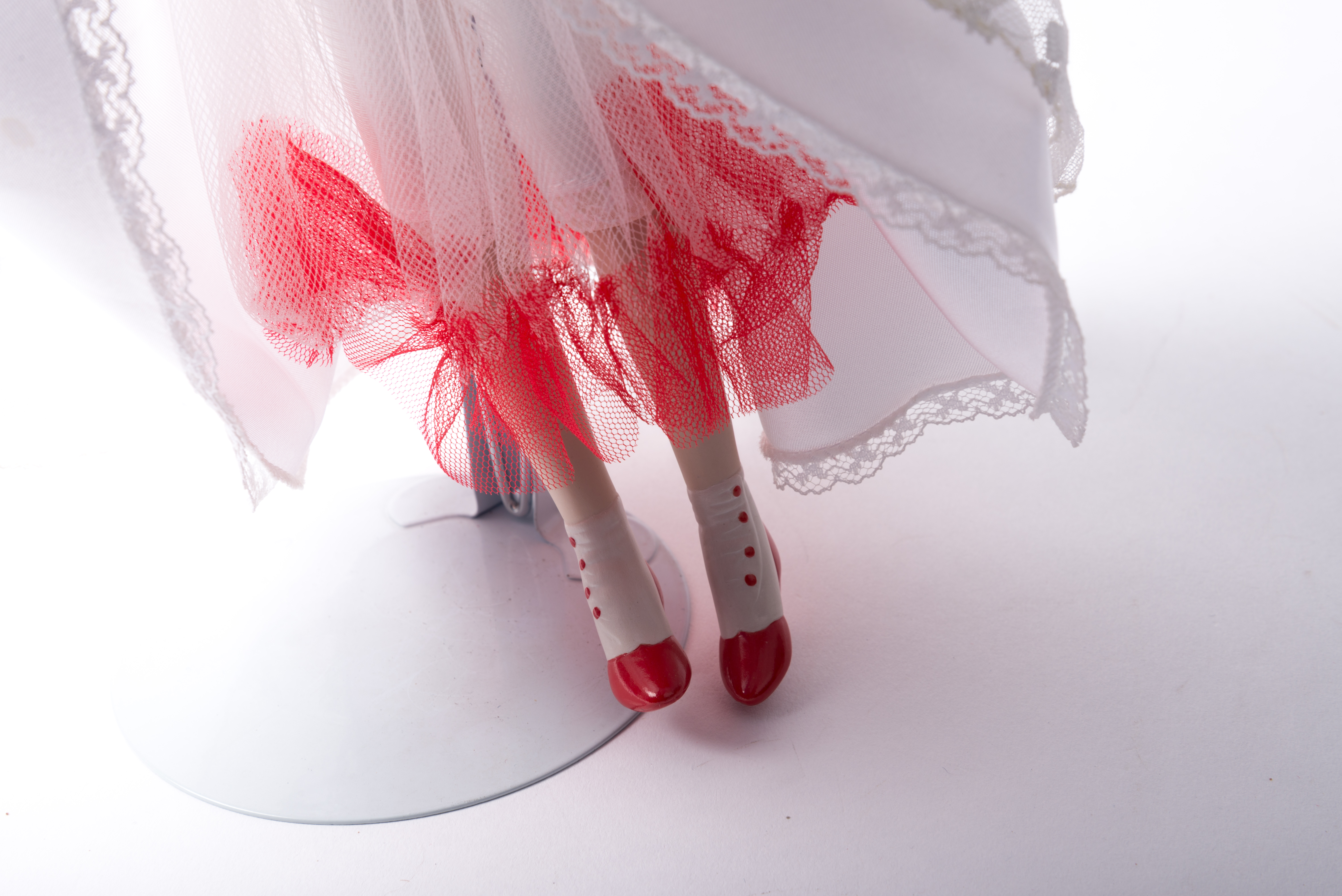 Disney Collection "Mary Poppins" Porcelain Doll