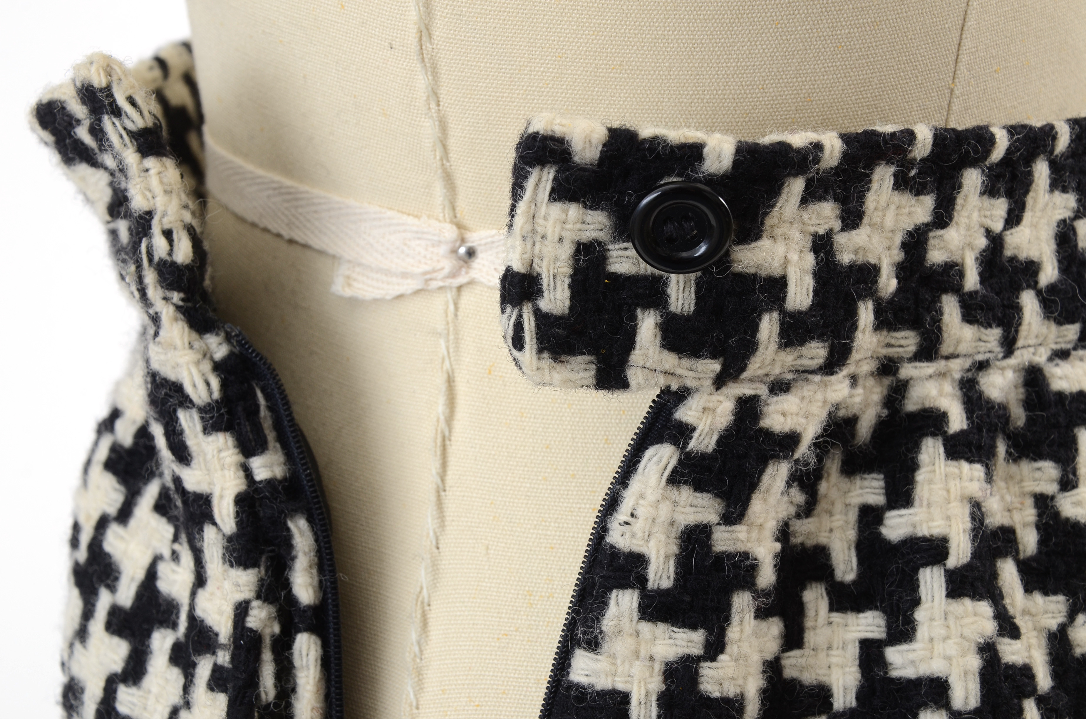 1980s Vintage Ungaro Parallele of Paris Black and Ivory Wool Knit Suit Susan Wore When She Met President Bush and First Lady Barbara Bush