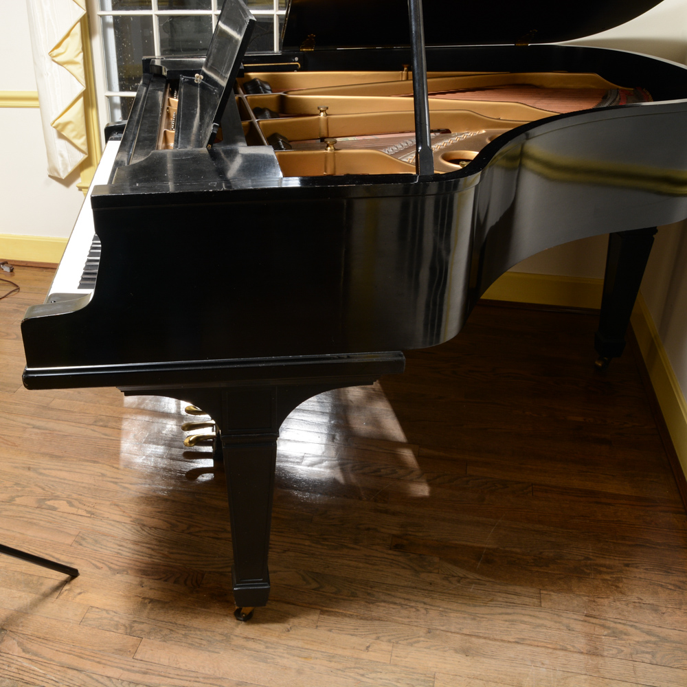 Wm. Knabe & Co. Baby Grand Piano
