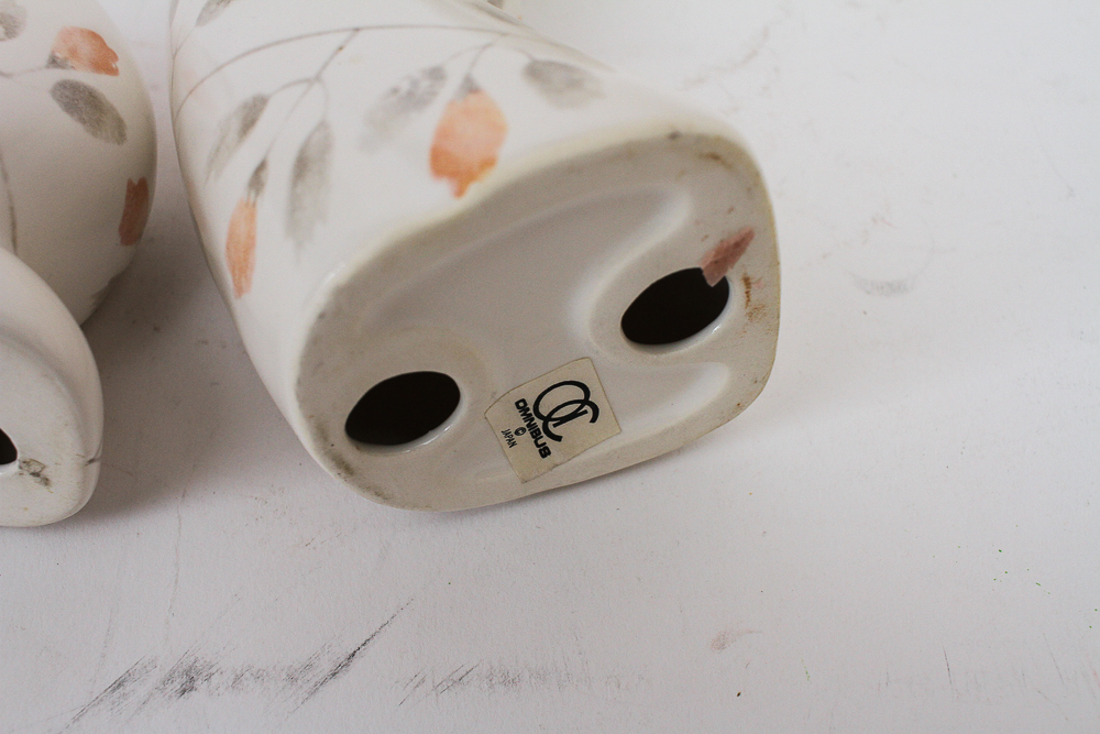 Japanese Omnibus Bowing Figurines