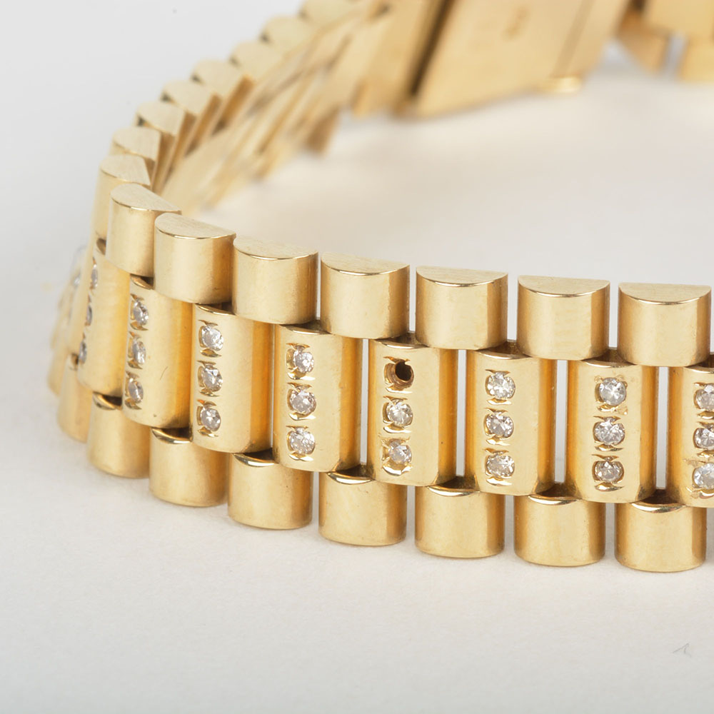 18K Yellow Gold Link and Diamond Bracelet