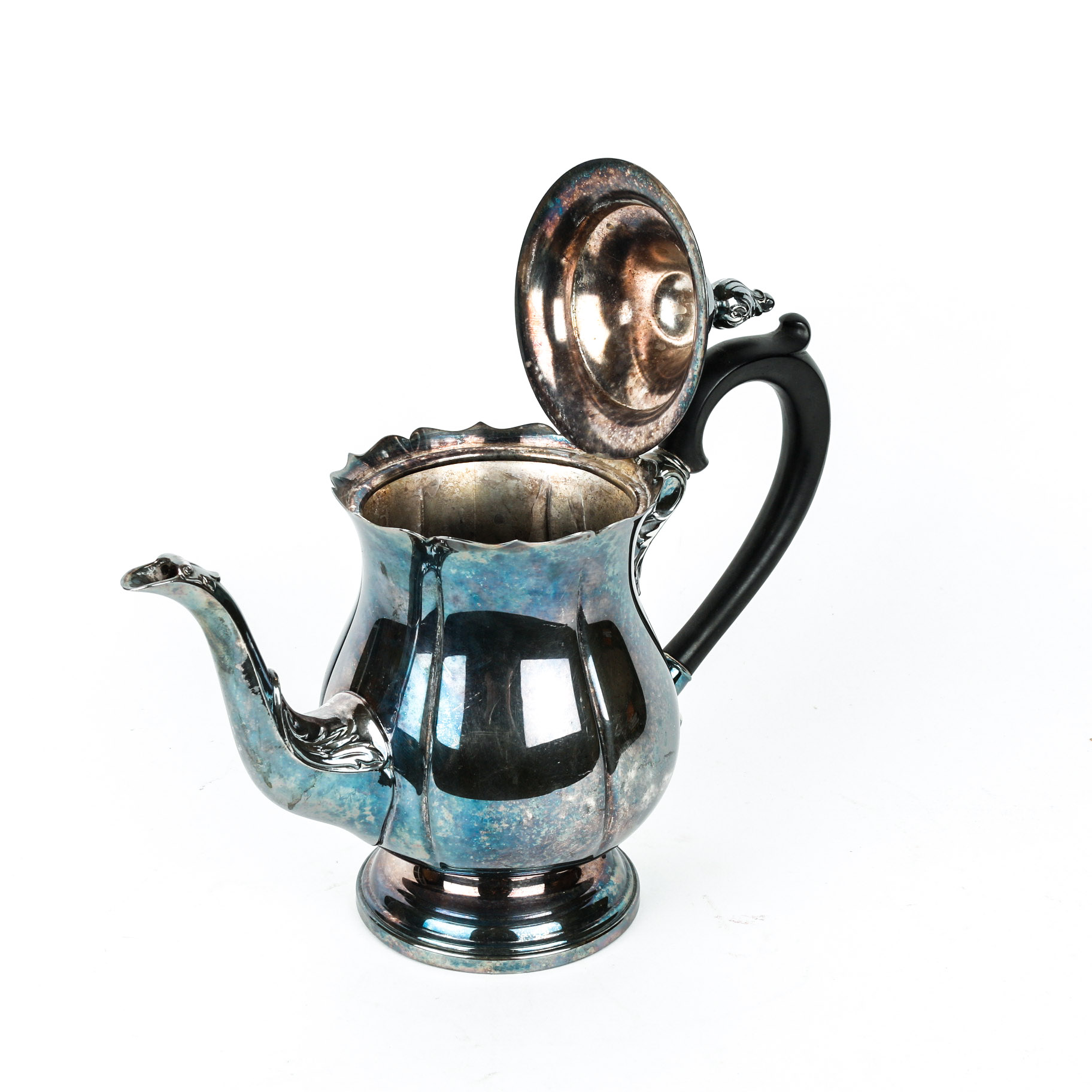 Vintage Lunt Silver Plated Teapot