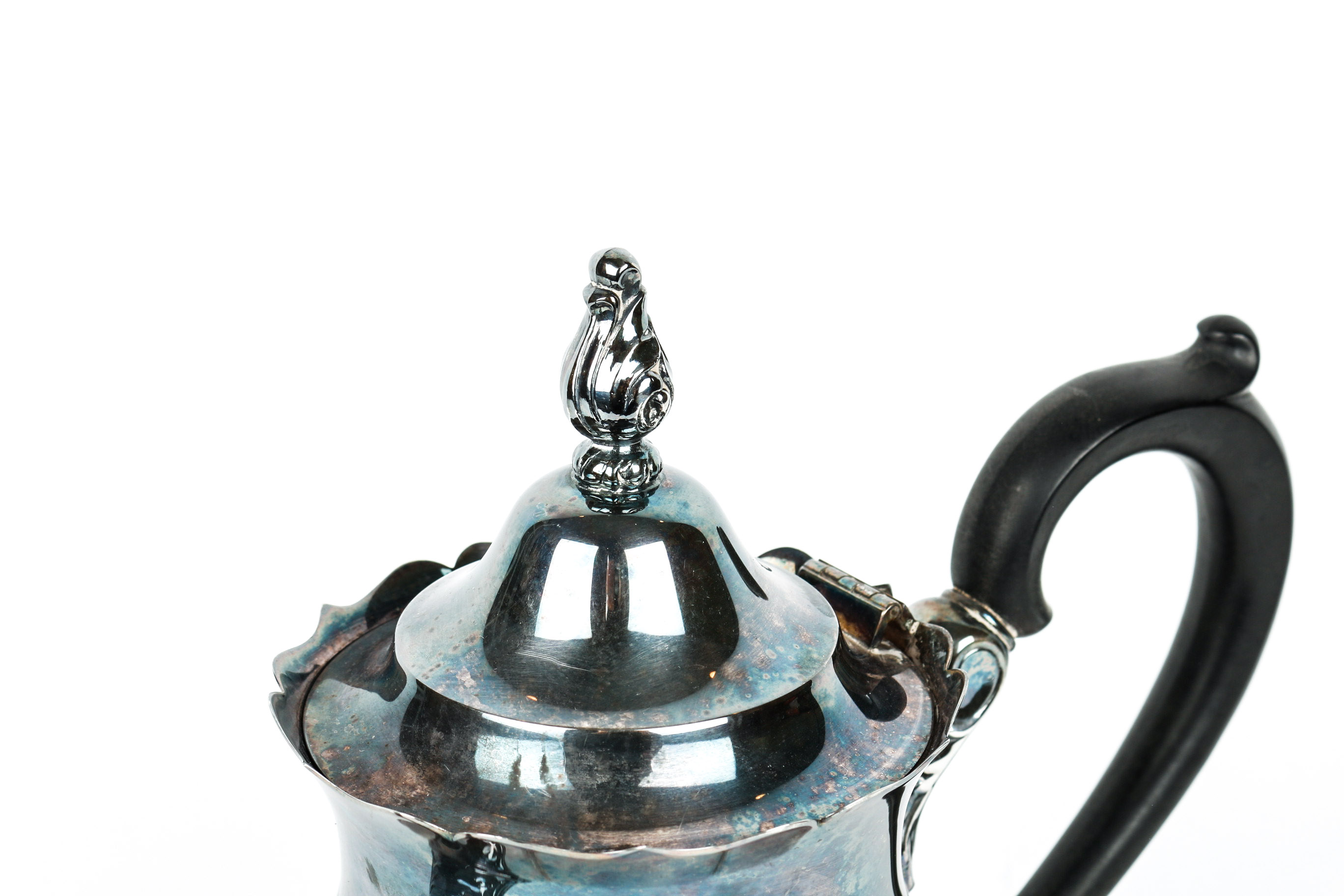 Vintage Lunt Silver Plated Teapot
