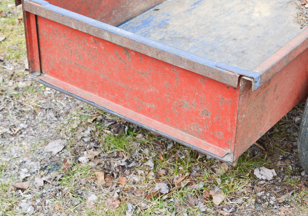 Craftsman T2200 Riding Mower with P-G Line Metal Carry All