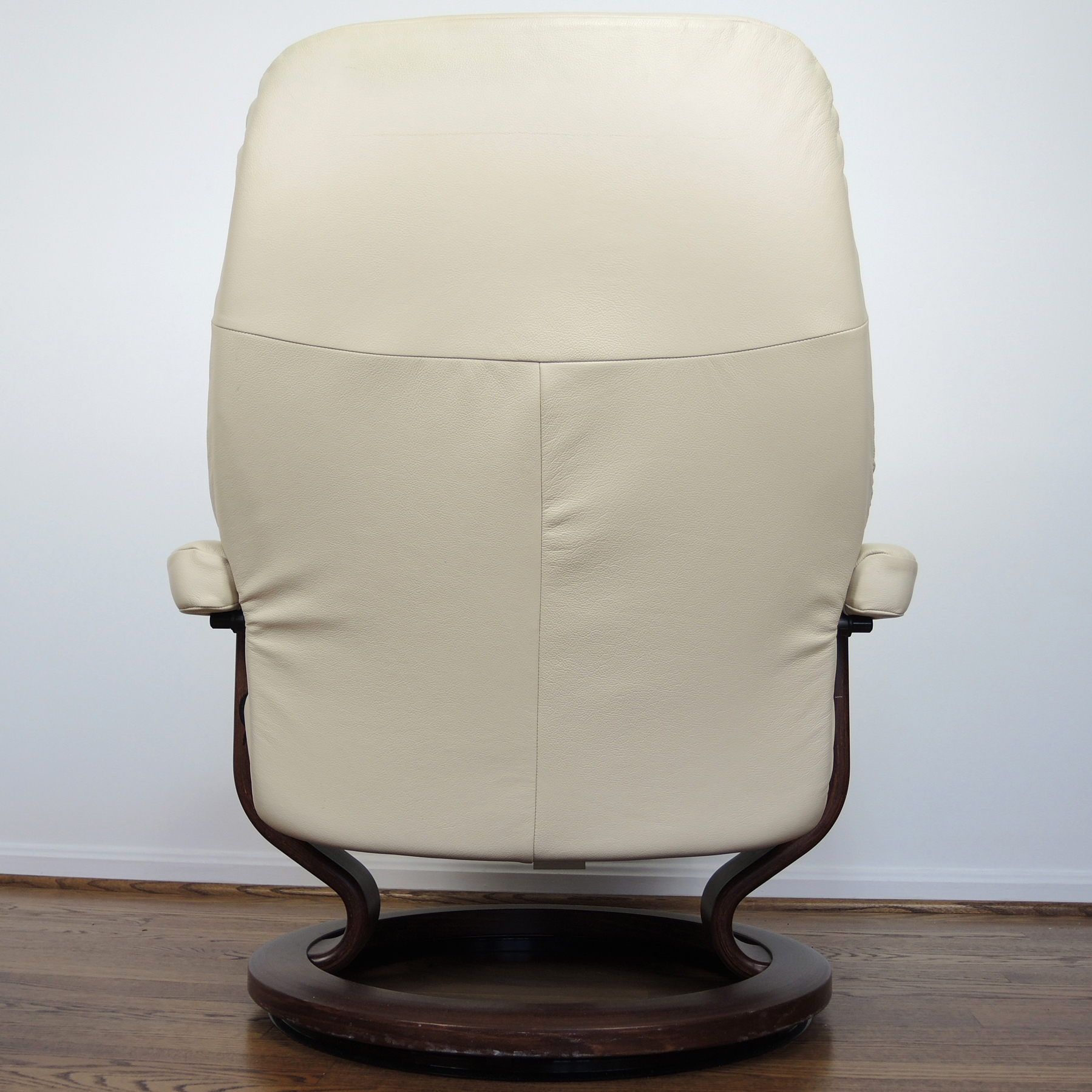 Ekornes Stressless Leather Recliner and Ottoman