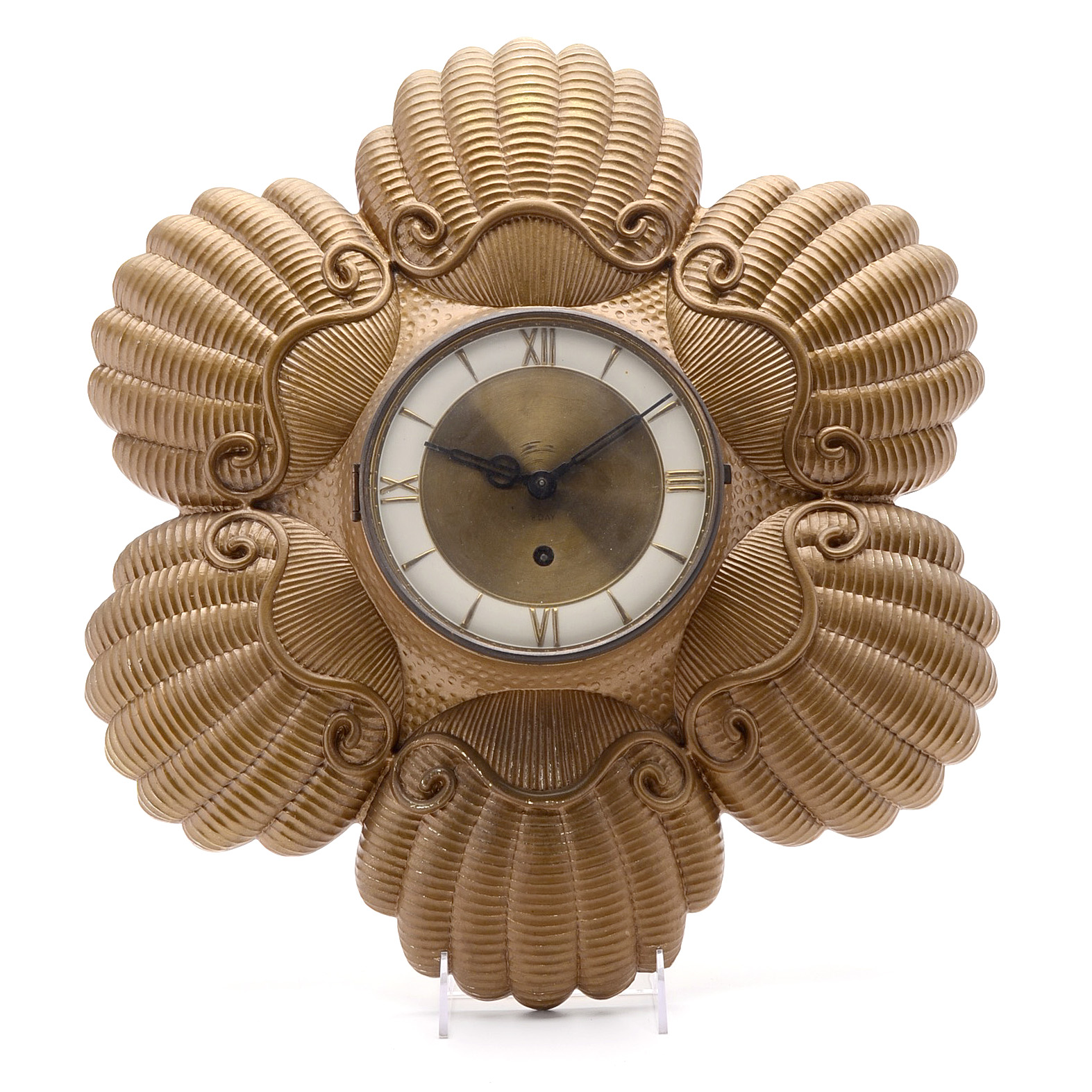Vintage Shell Design Wall Clock