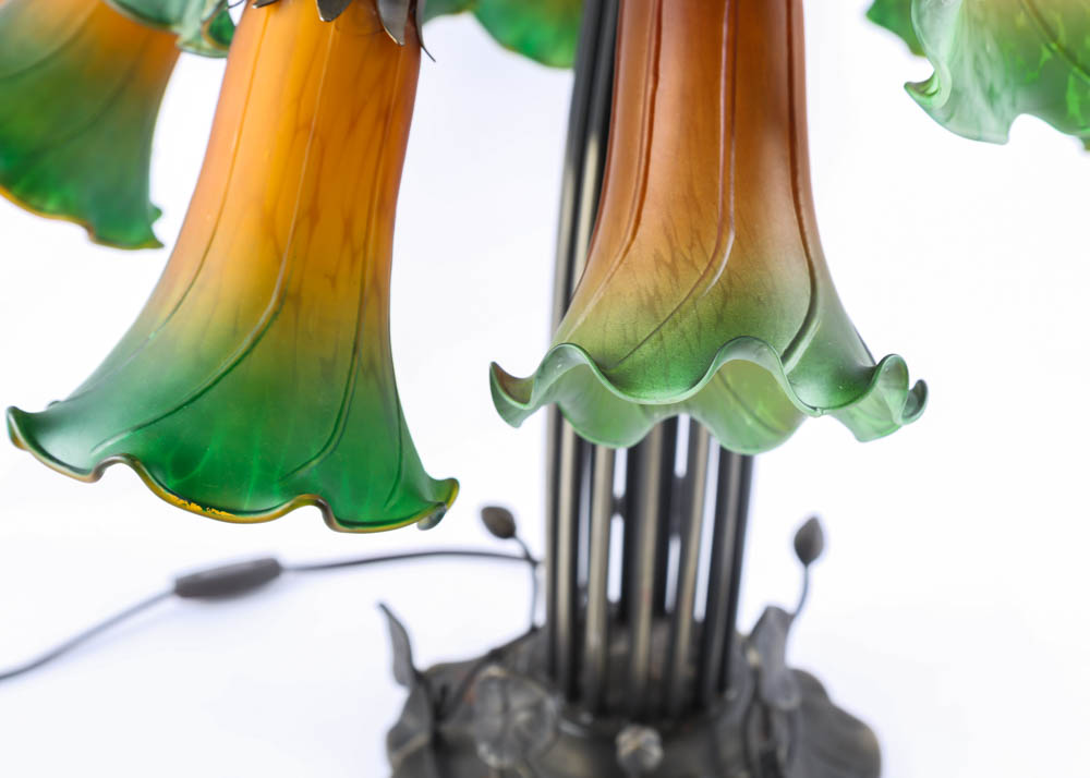 Tiffany Inspired Tulip Shade Lamp