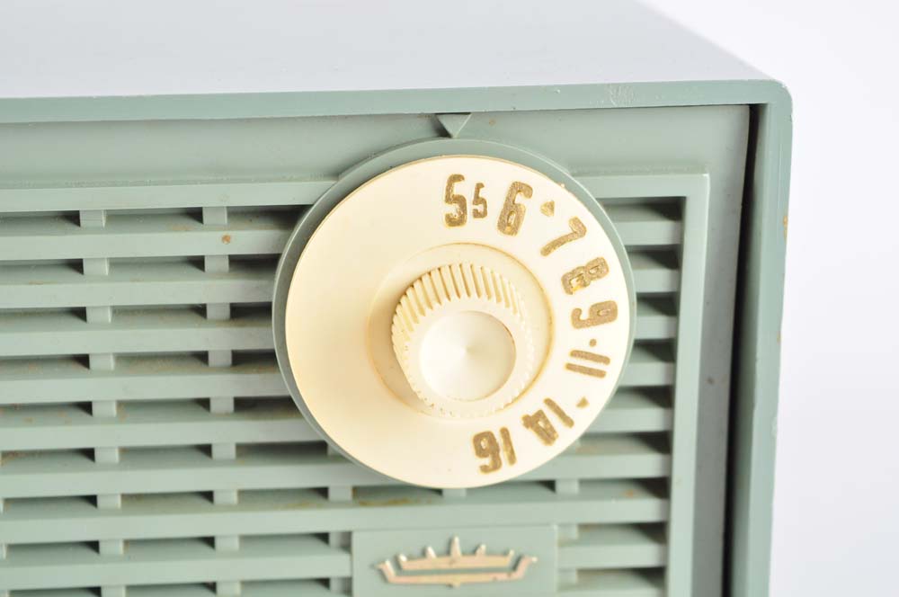 Vintage Mid-Century Admiral Clock Radio