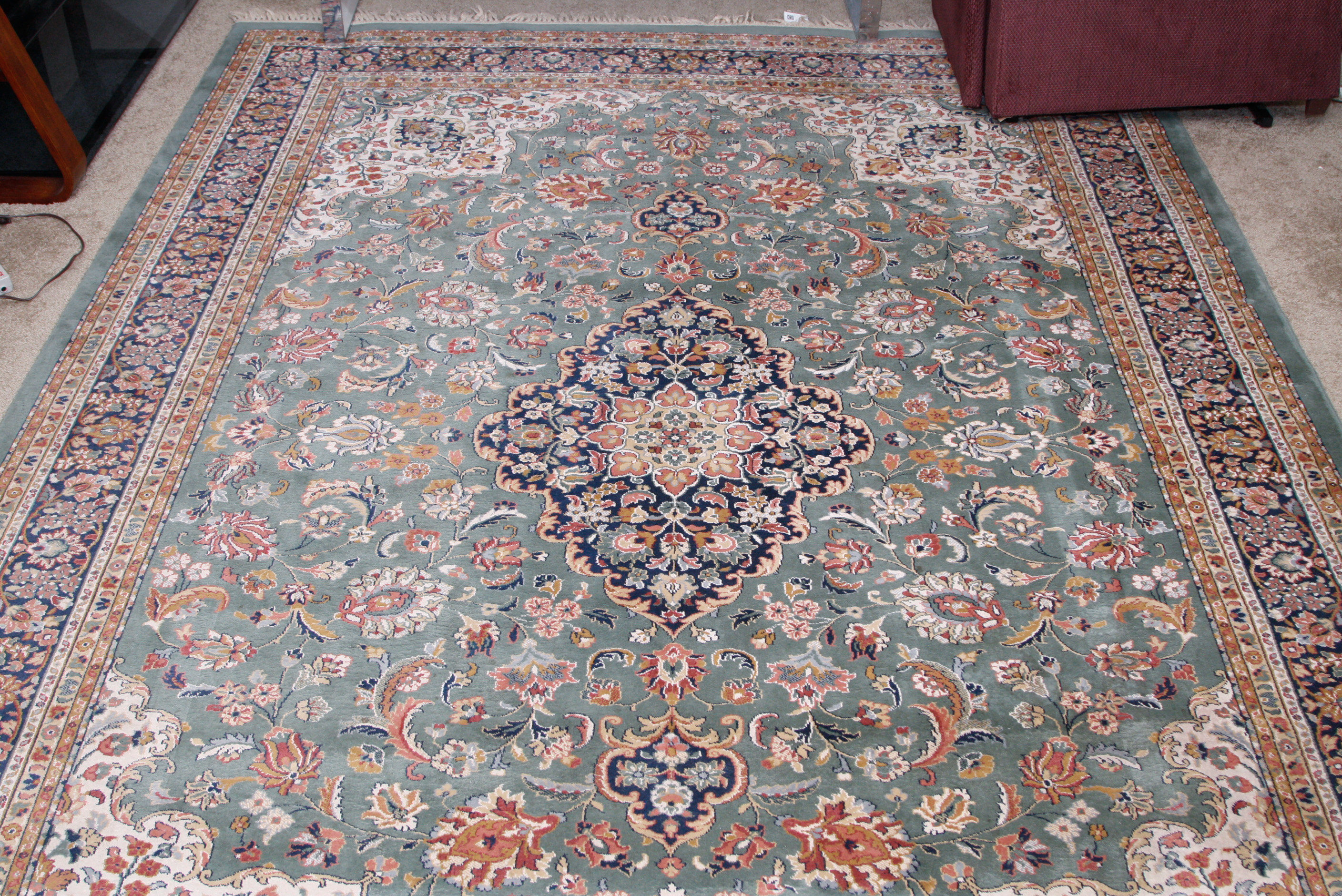 Burlington Industries Belgian Pahlavi Collection Area Rug