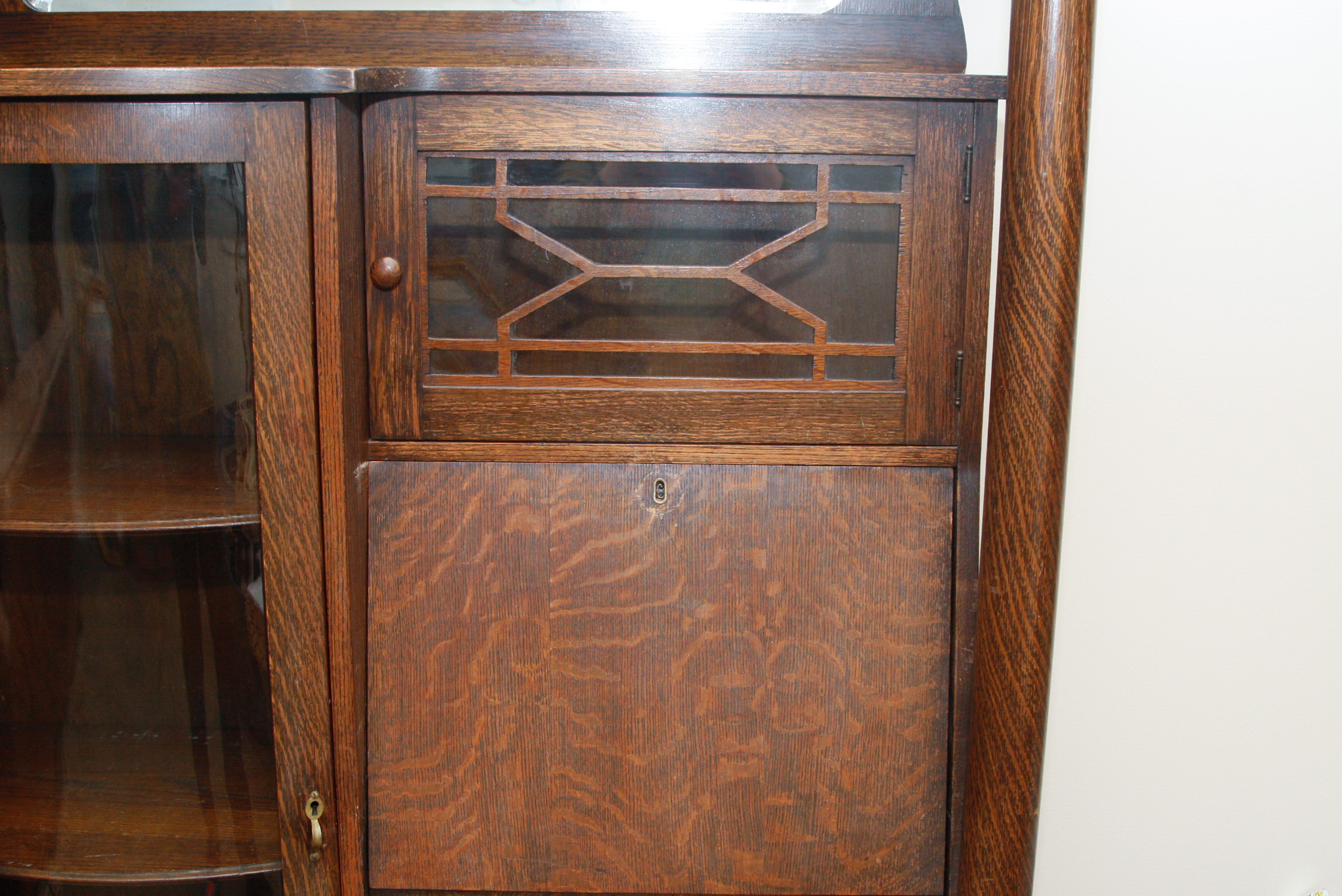 Early 20th C. Larkin Quartersawn Oak Secretary Desk