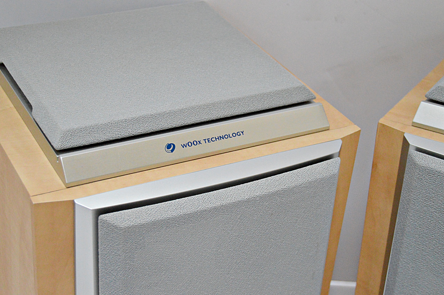 Philips Bookshelf Speakers