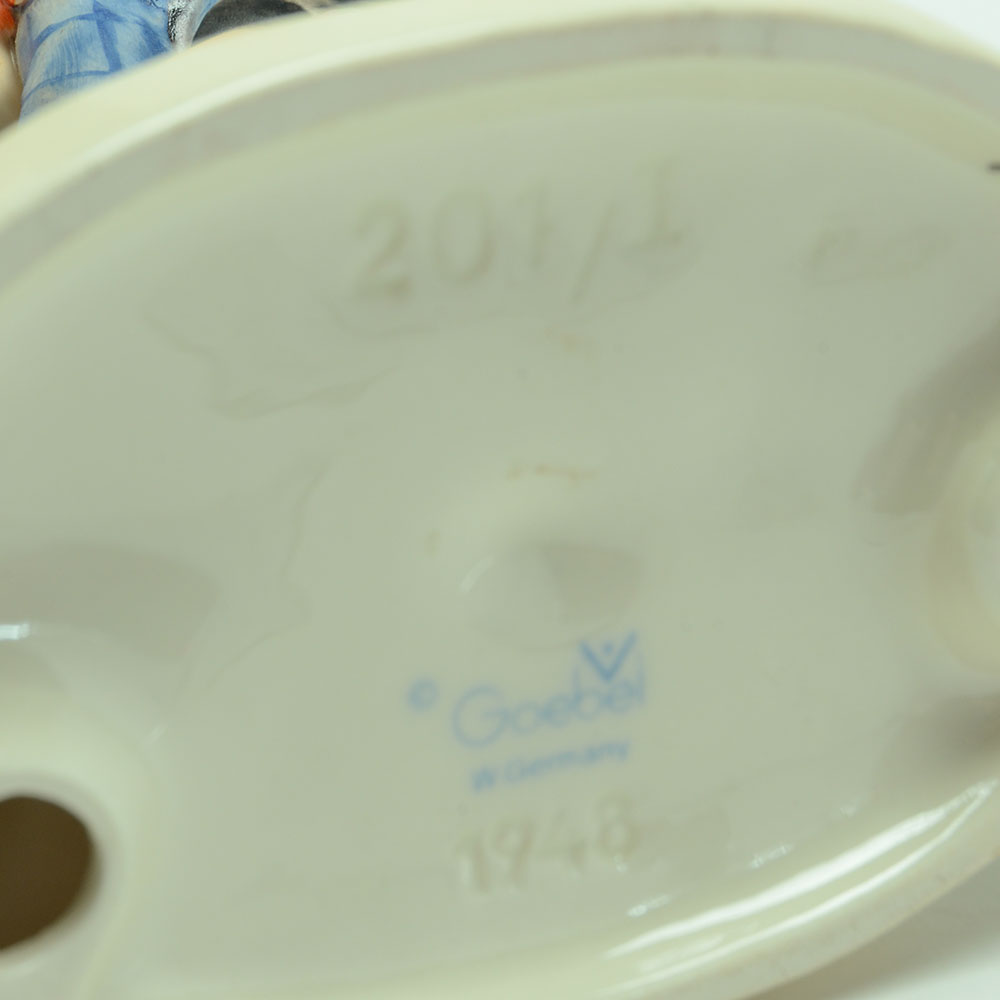 Hummel Figurine, "Retreat to Safety", 1979