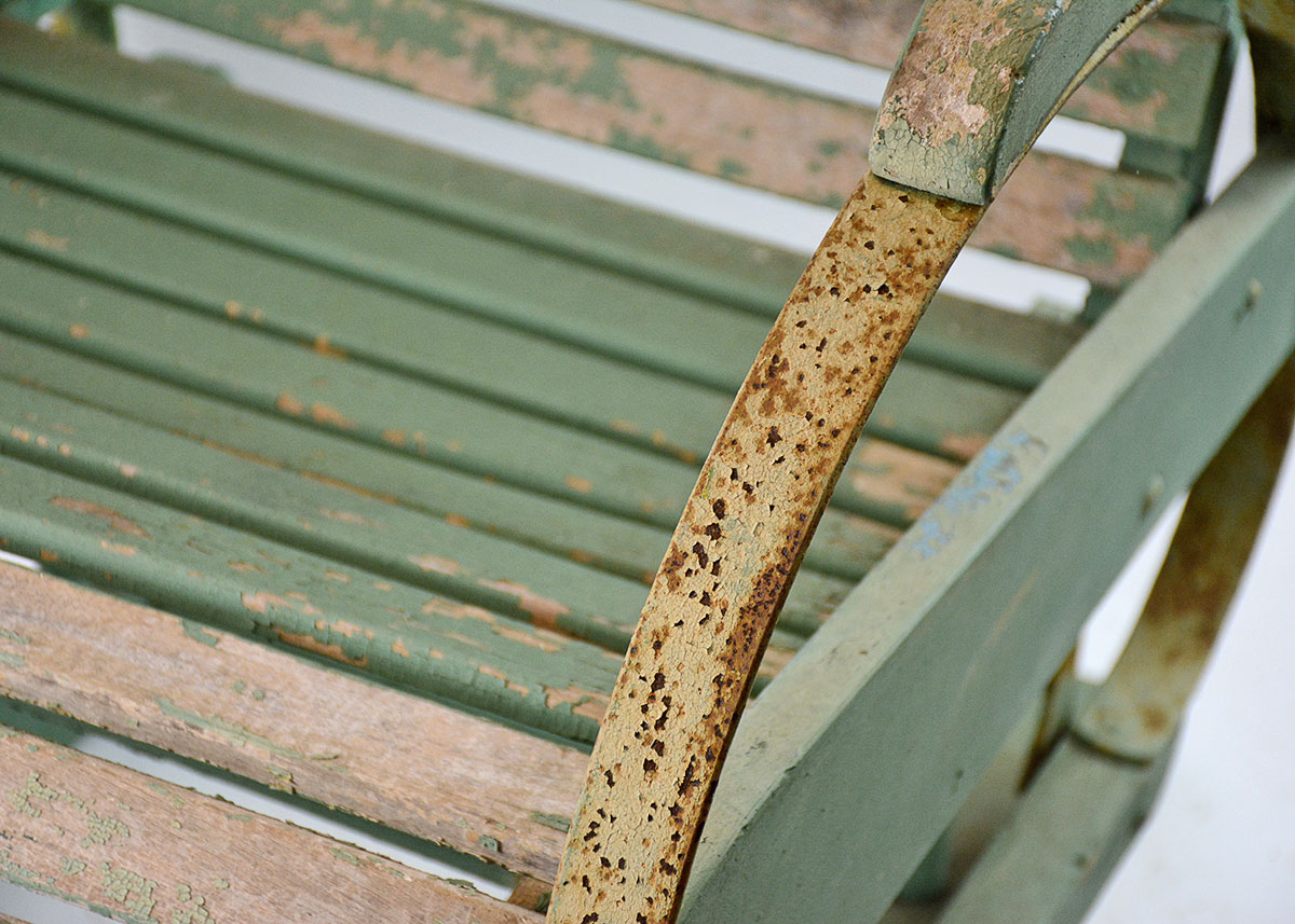 Outdoor Gliding Chair