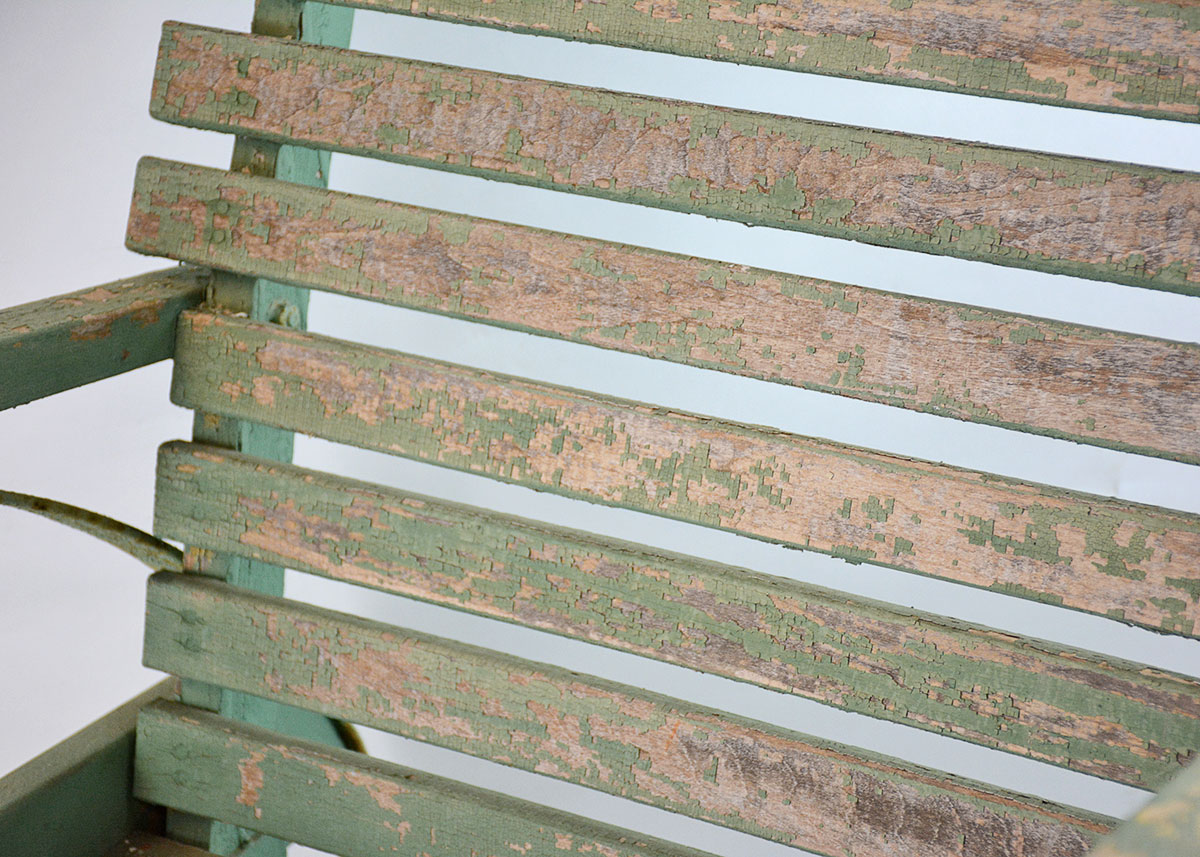 Outdoor Gliding Chair