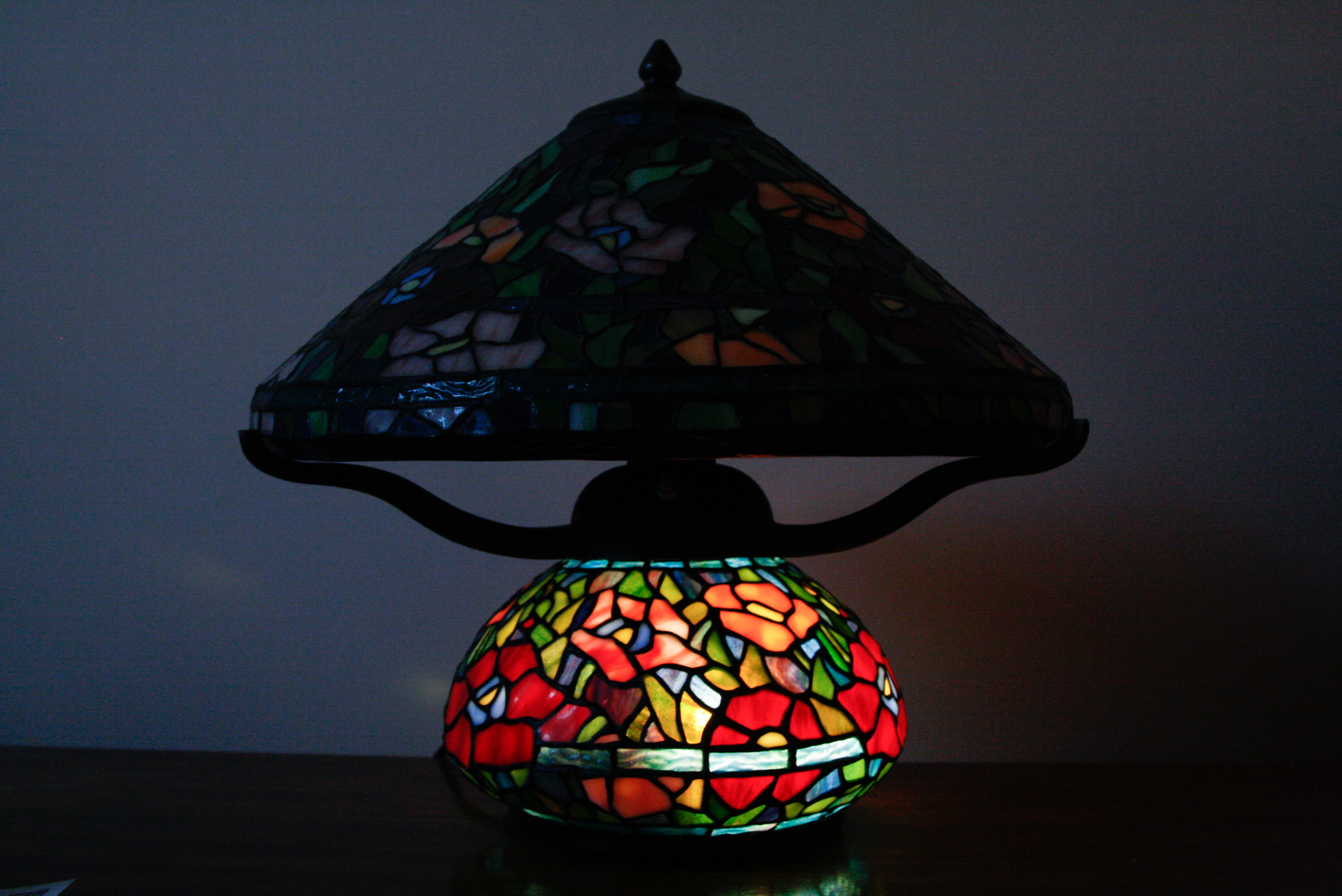 Tiffany Style Double-Lit Stained Glass Lamp