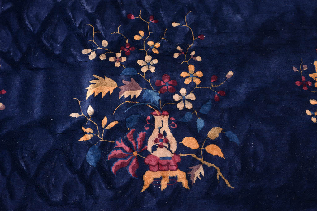 Hand Woven Old Peking Chinese Vase Area Rug