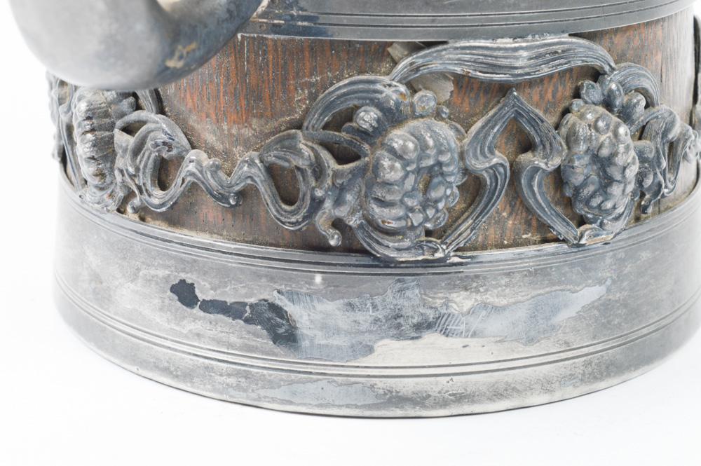 Antique St. Louis Silver Co. Quadruple Plate and Oak Tankard #48