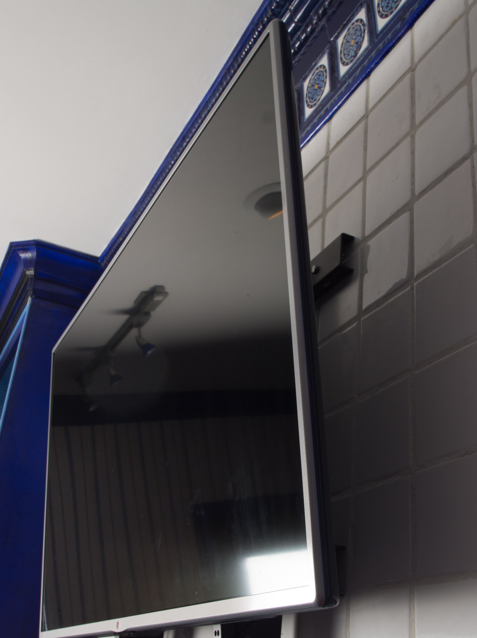 48" LG Flat Screen Television