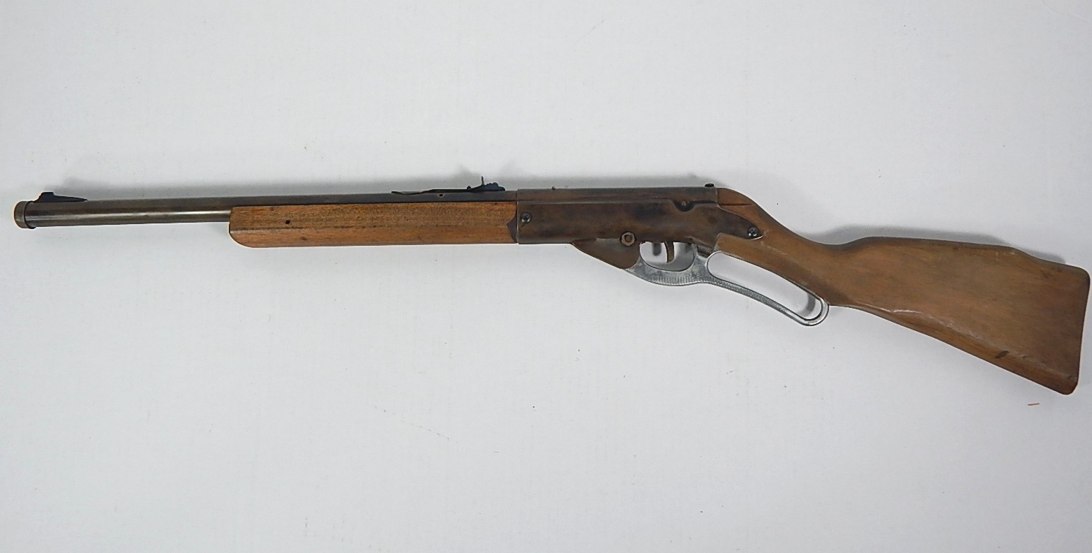 Vintage Daisy Model 96 BB Gun