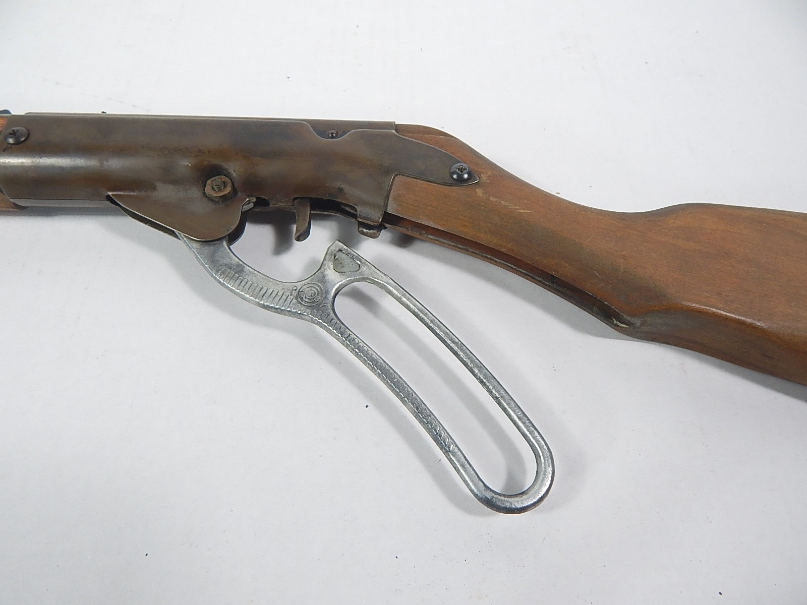 Vintage Daisy Model 96 BB Gun