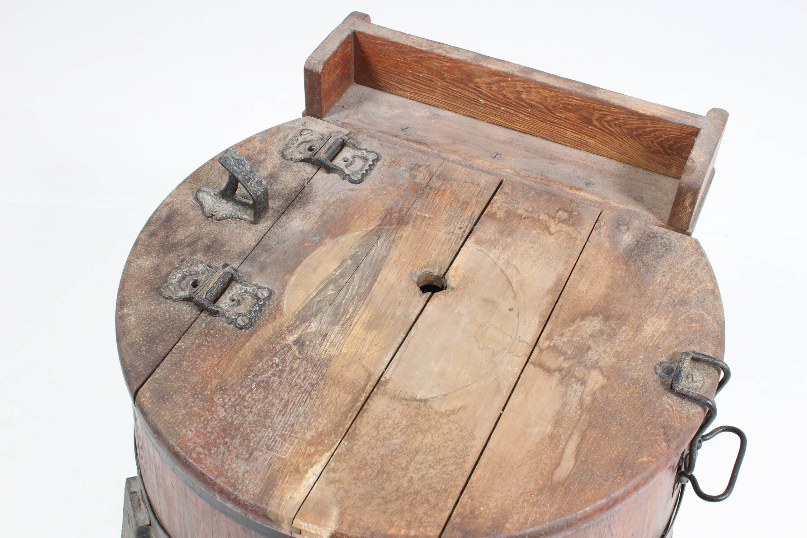 Antique Wooden Wash Tub on Stand