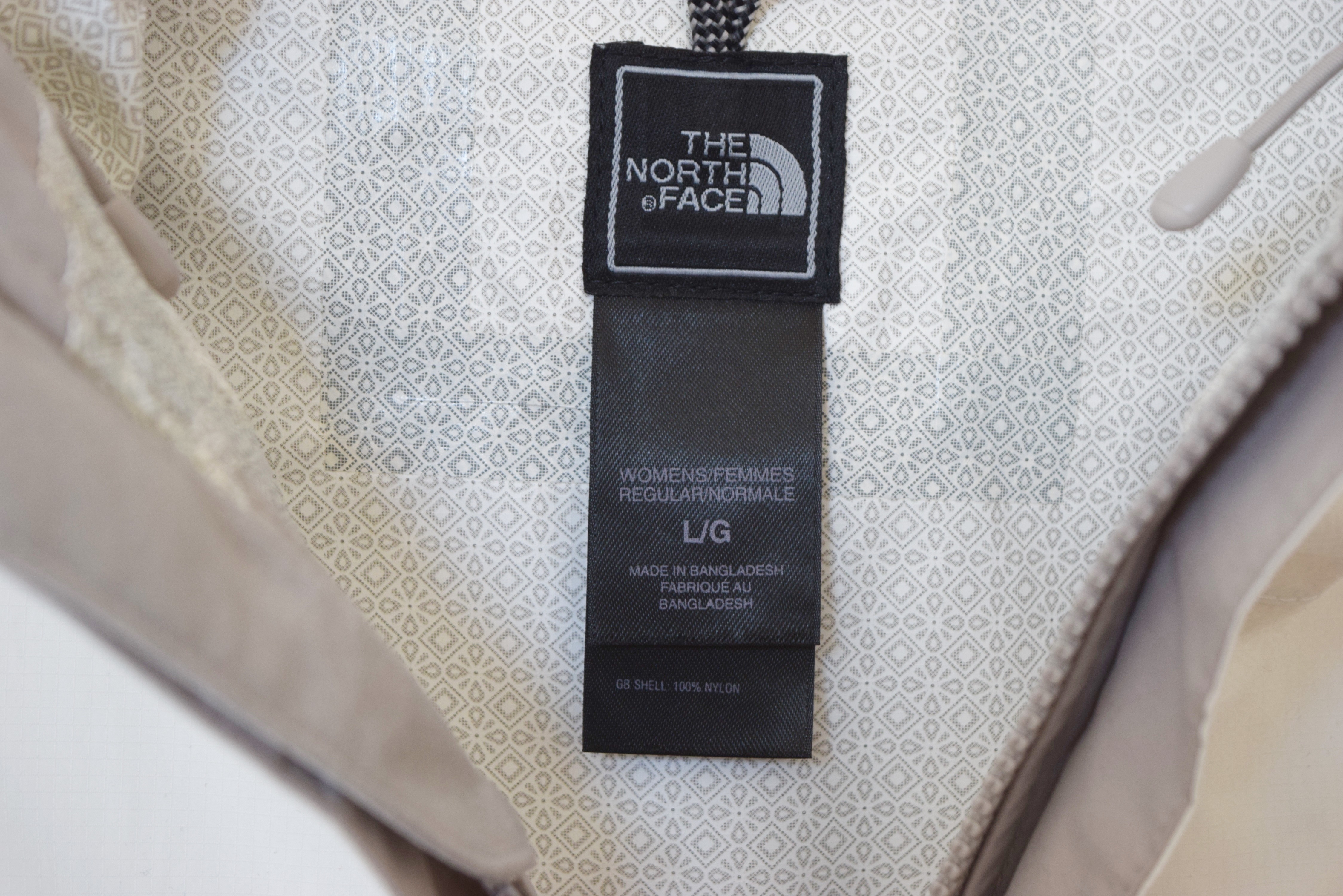 The North Face Hyvent Jackets in White and Turquoise, Size Large