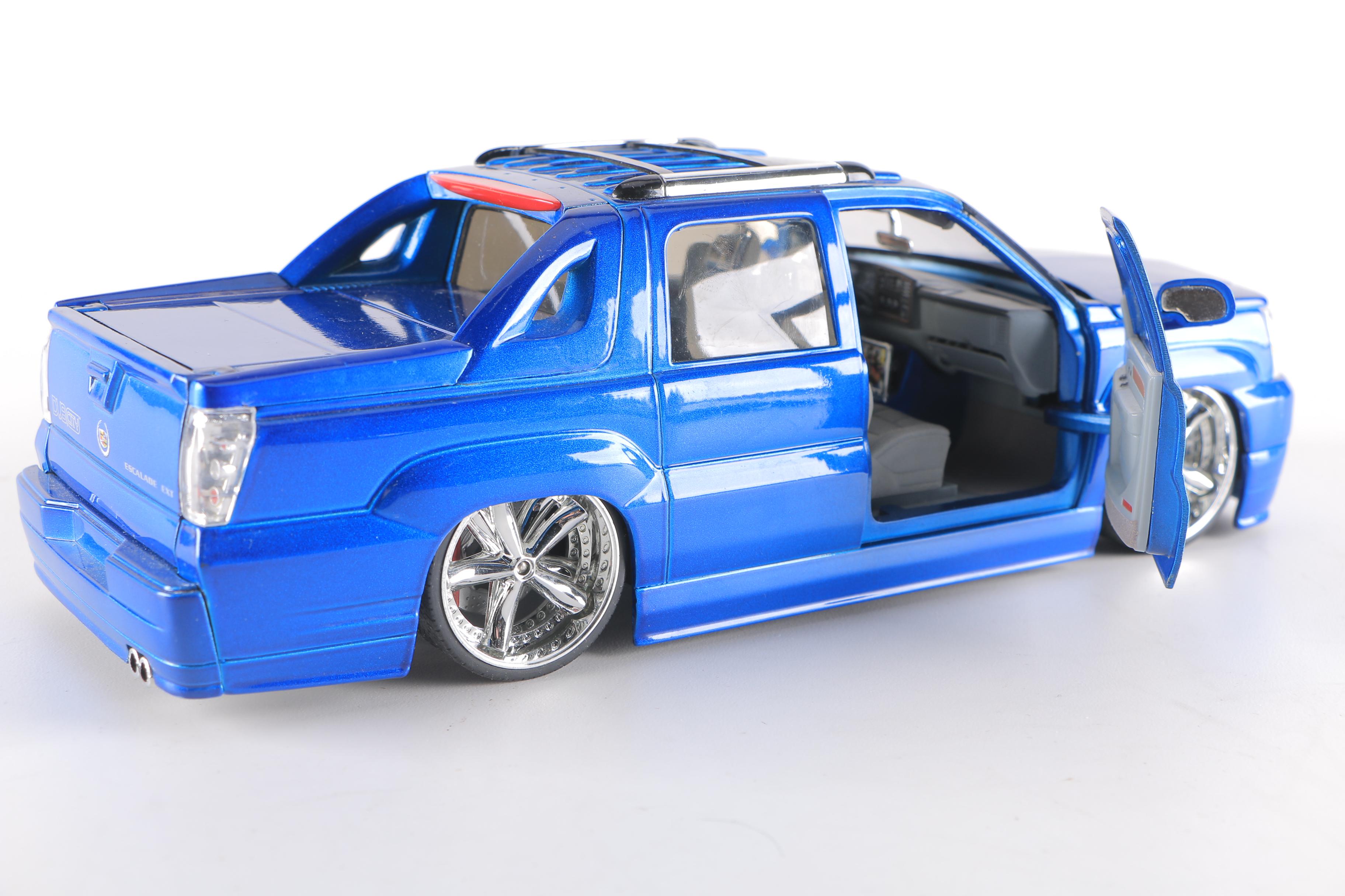 Jada Toys Dub City SUVs