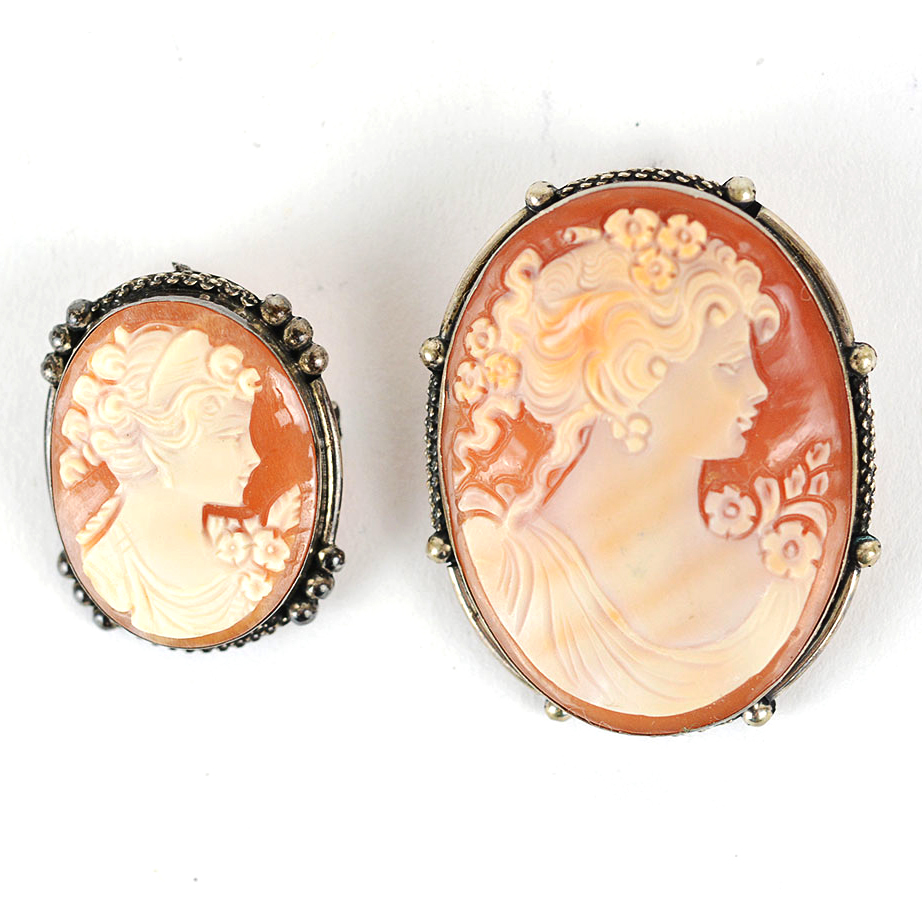 Cameo Set With Brooch and Pendant