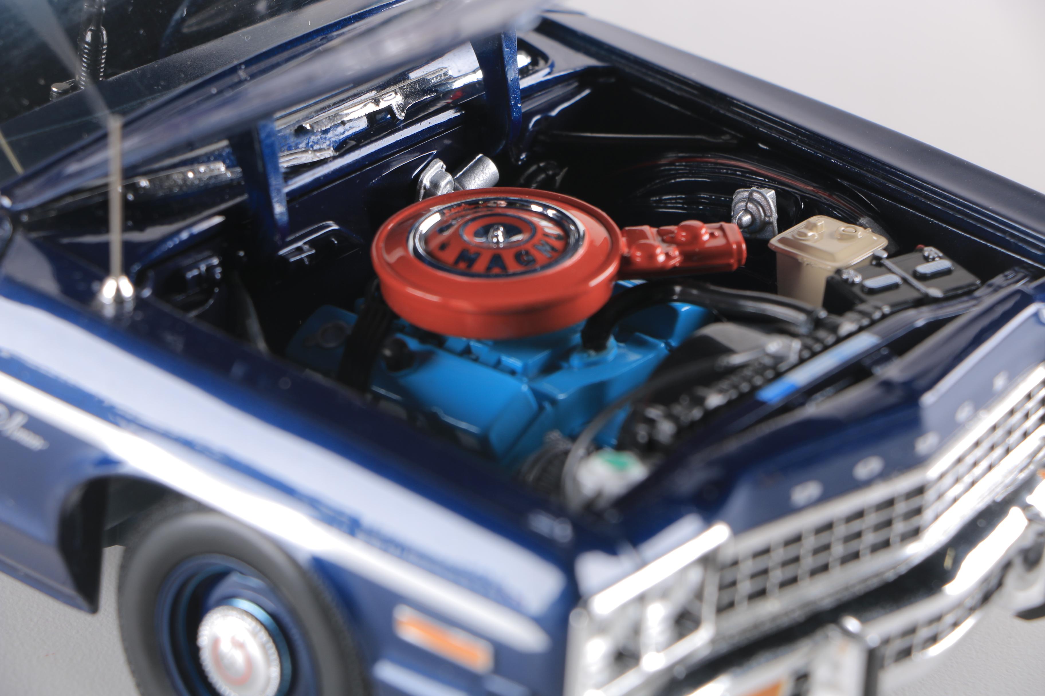 Pair of 1:18 Scale  Dodge Monaco Police Cars