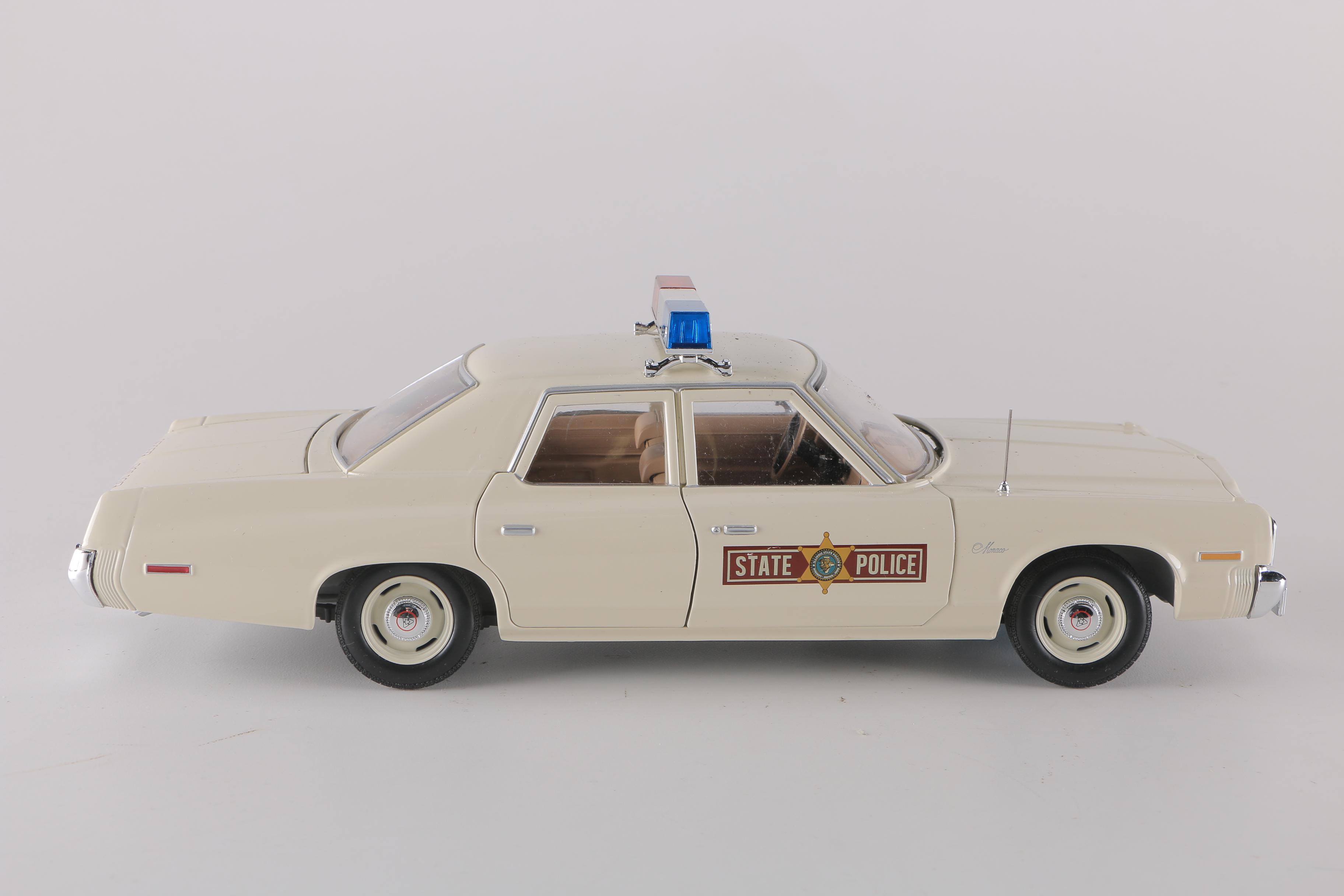 Pair of 1:18 Scale  Dodge Monaco Police Cars