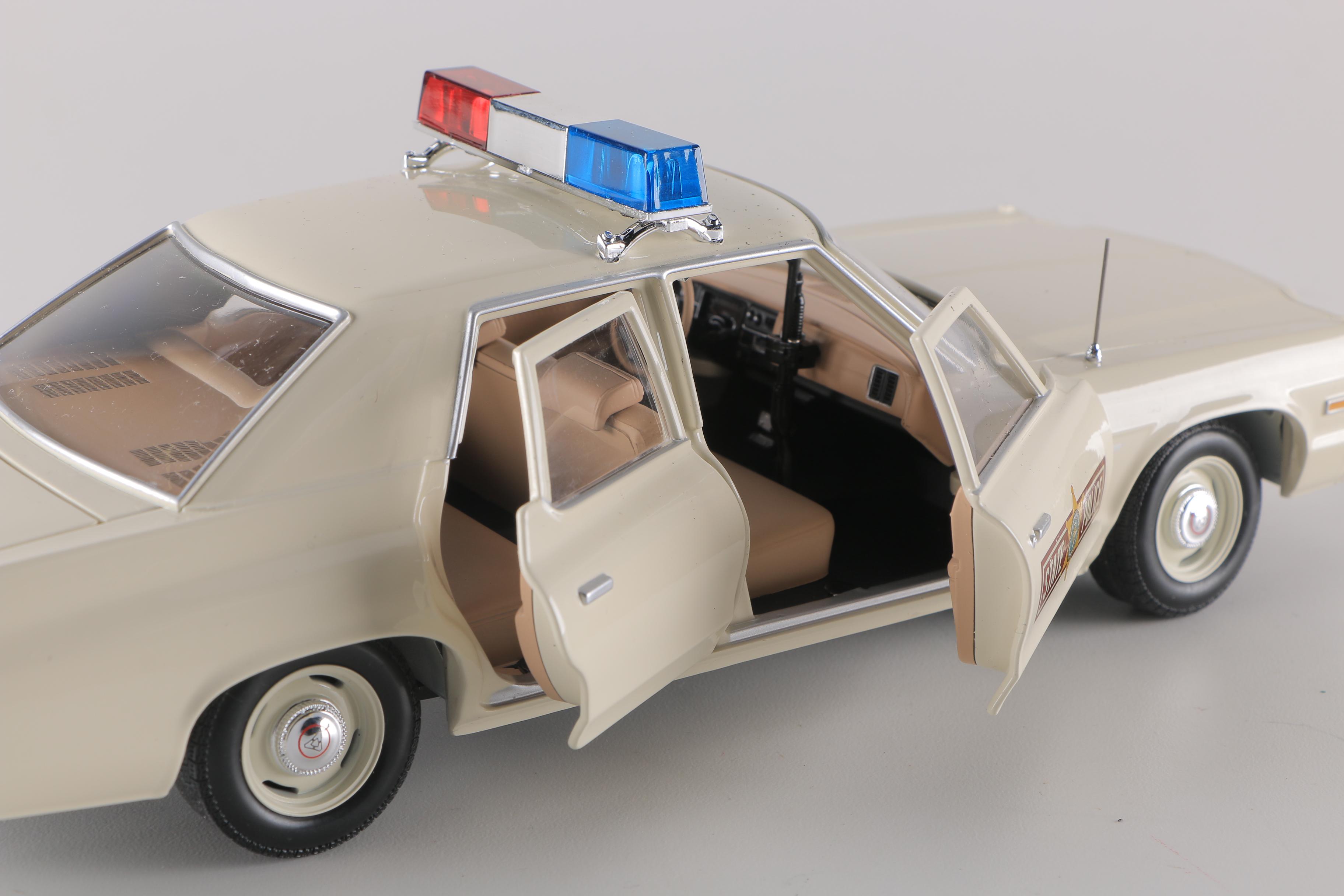 Pair of 1:18 Scale  Dodge Monaco Police Cars