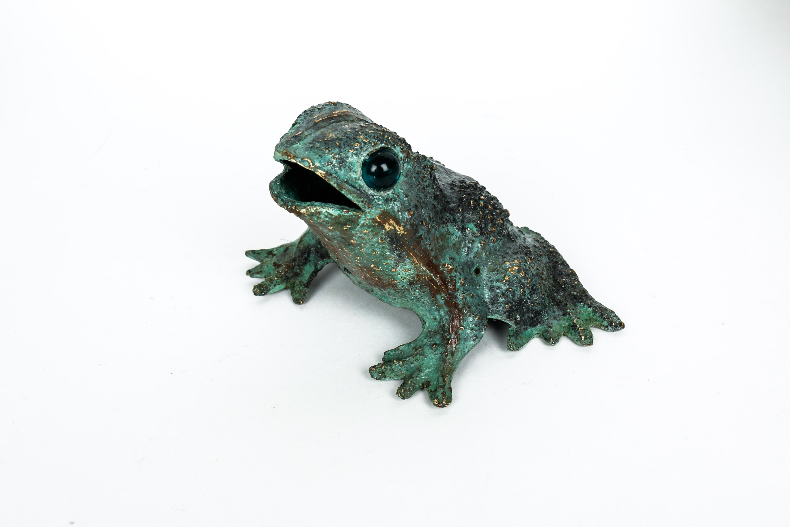 Feminine Garden Decor Grouping