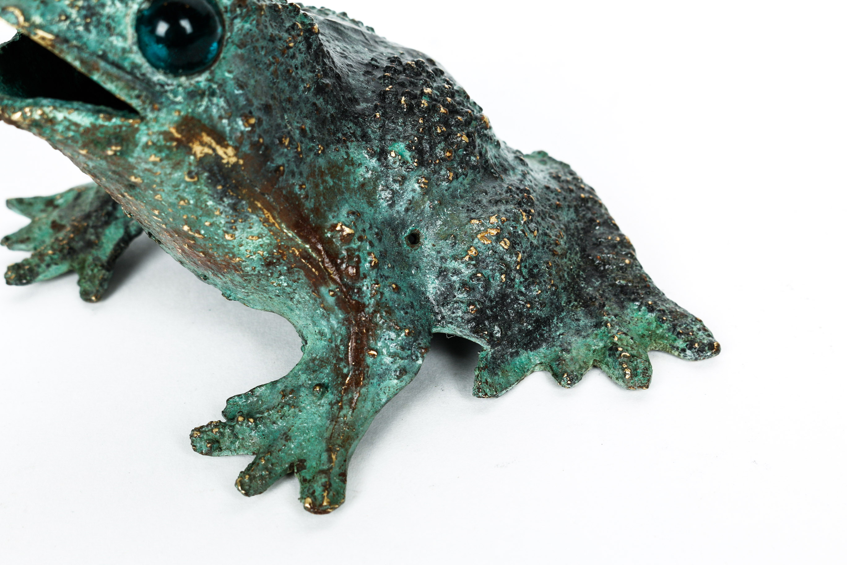 Feminine Garden Decor Grouping