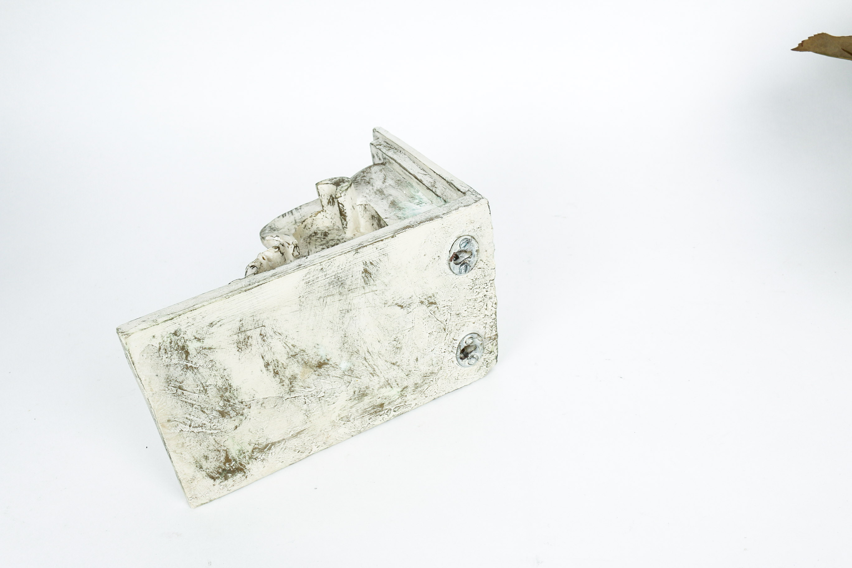 Feminine Garden Decor Grouping