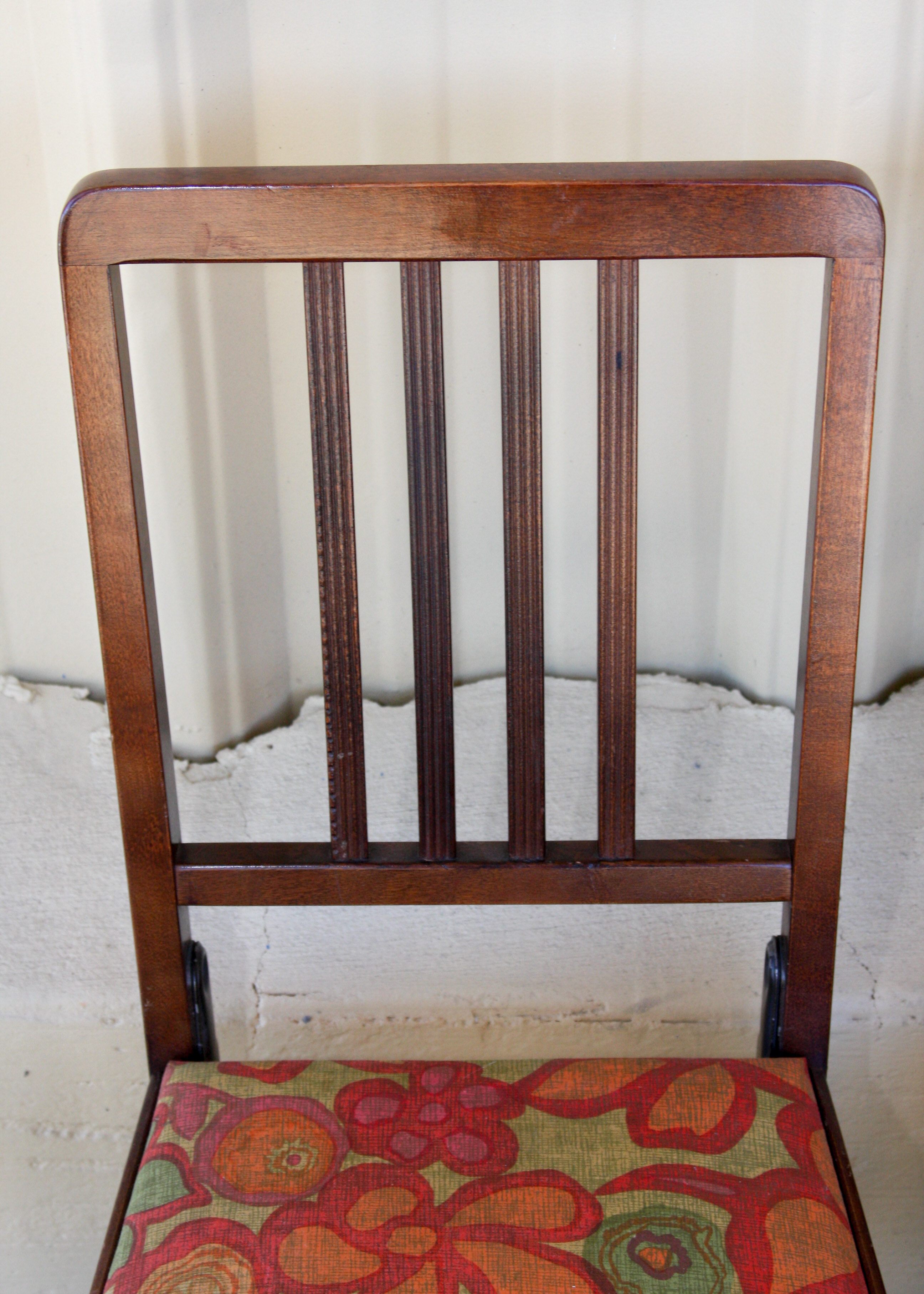 Vintage Wood Folding Table With "Lego-O-Matic" Chairs by Lorraine