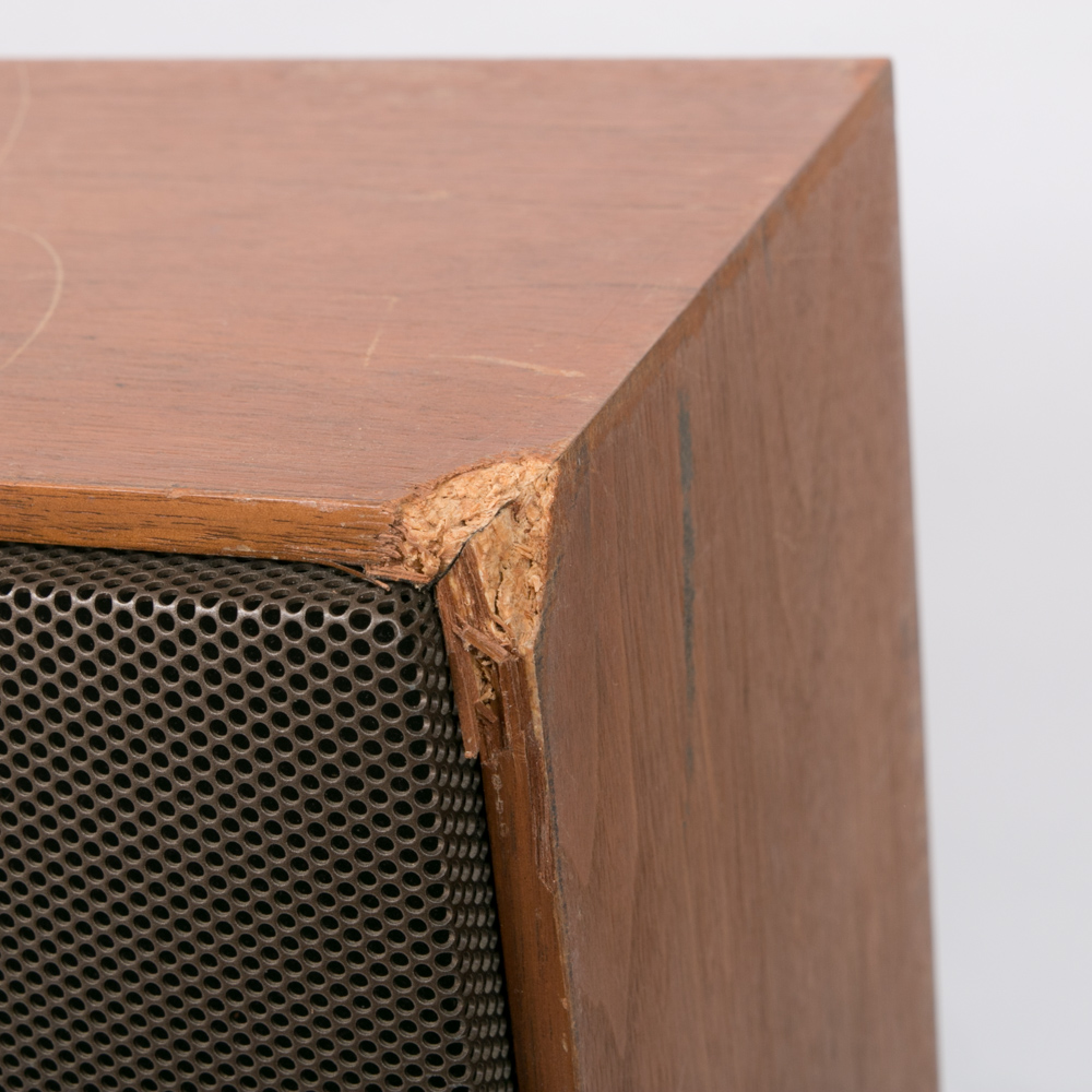 ADS L420 Bookshelf Speakers