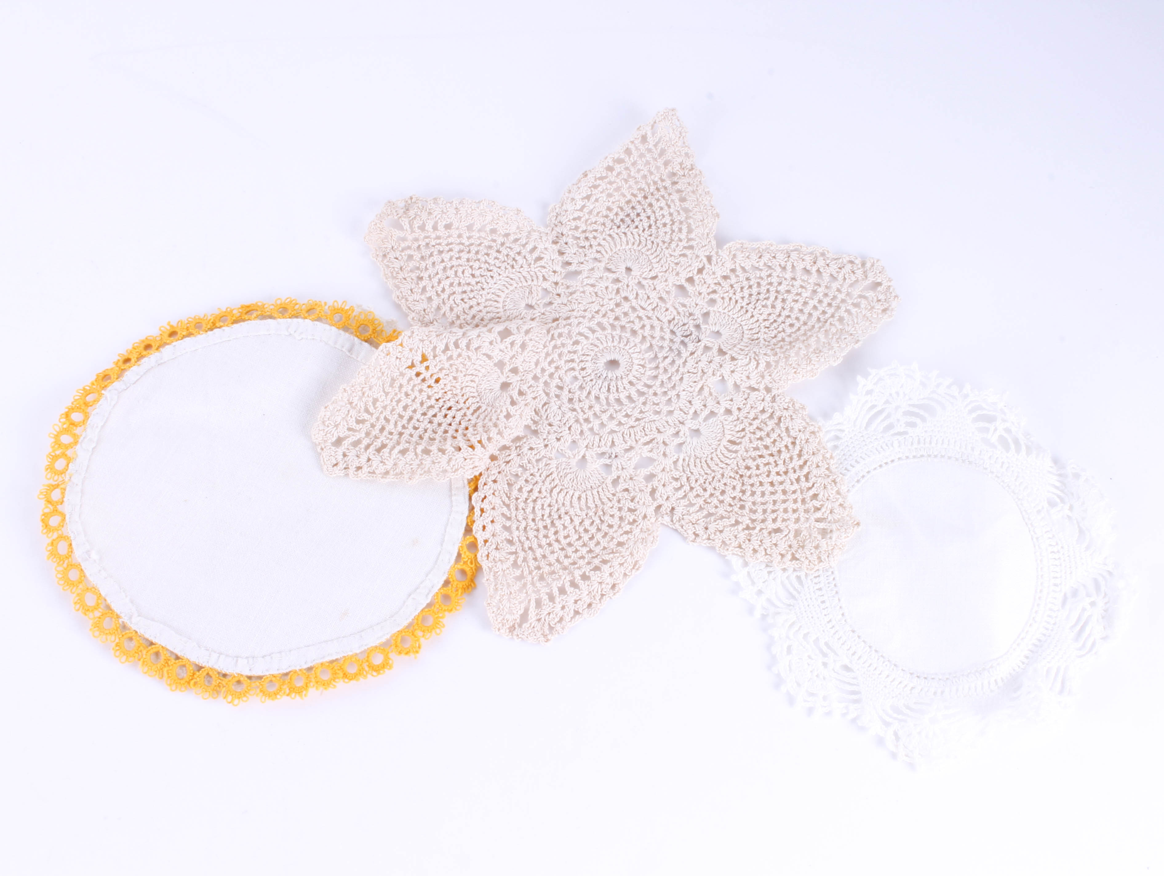 Assorted Doilies